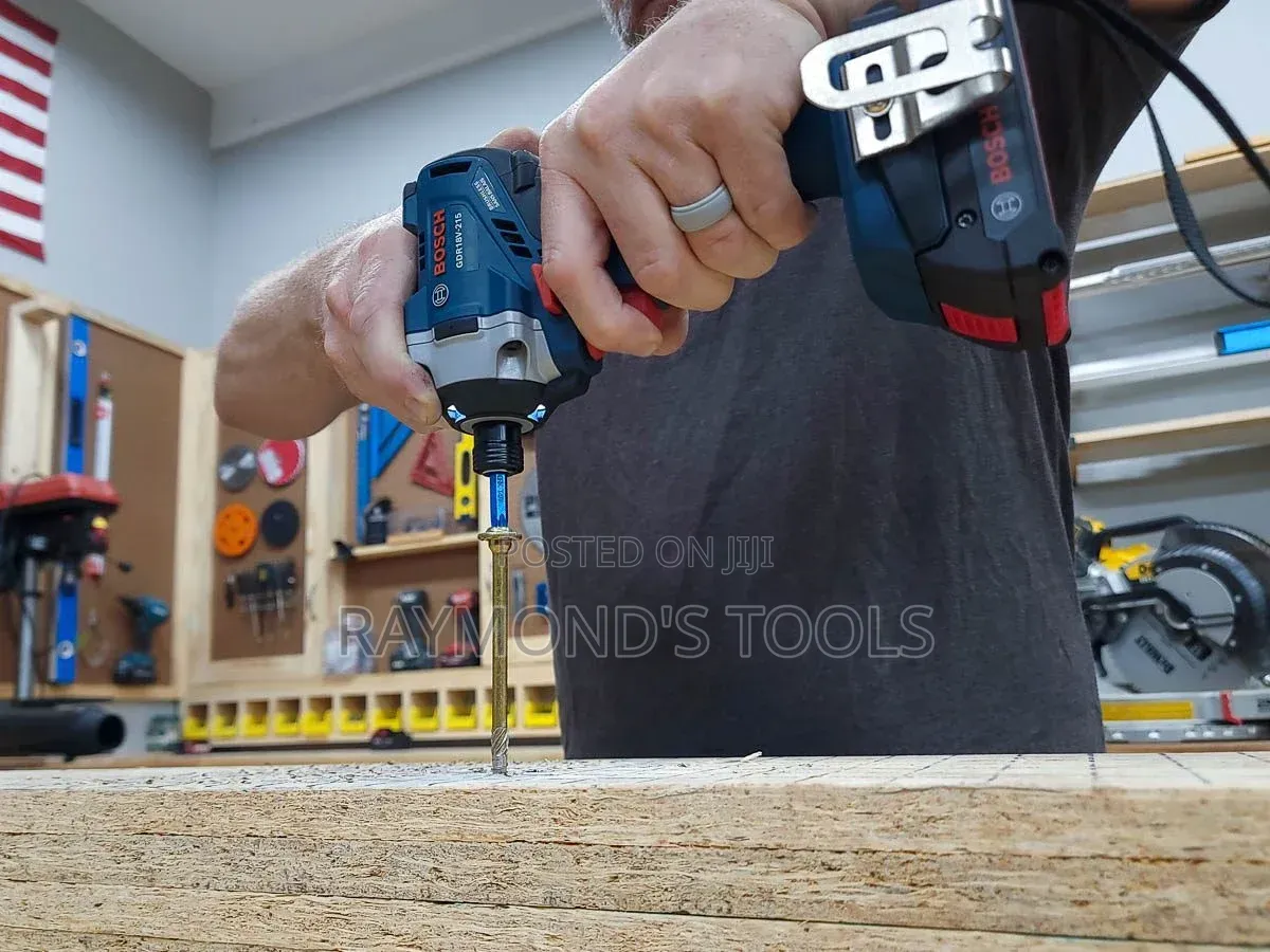 Brushless Impact Screwdriver Gdr 18v-215 With 2 Batteries And Charger
