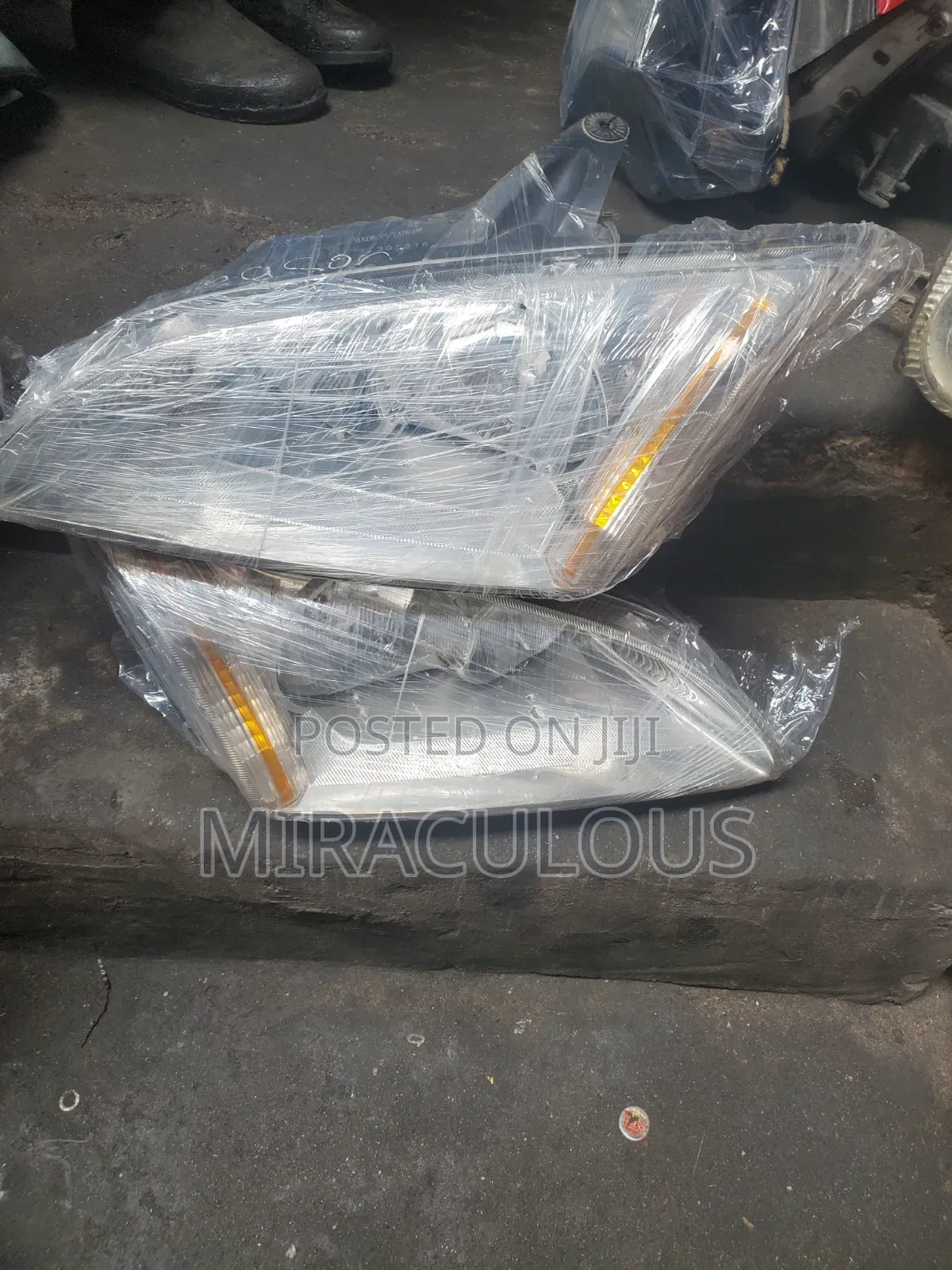 Headlight Ford Focus 2005 Model