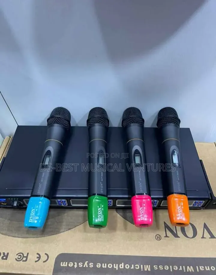 Dvon 4in1 Professional Microphone