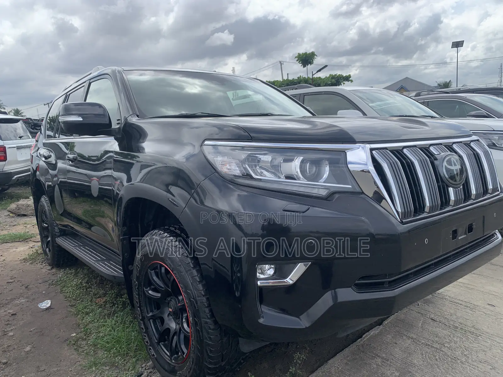 Toyota Land Cruiser Prado 4.0 2023 Black