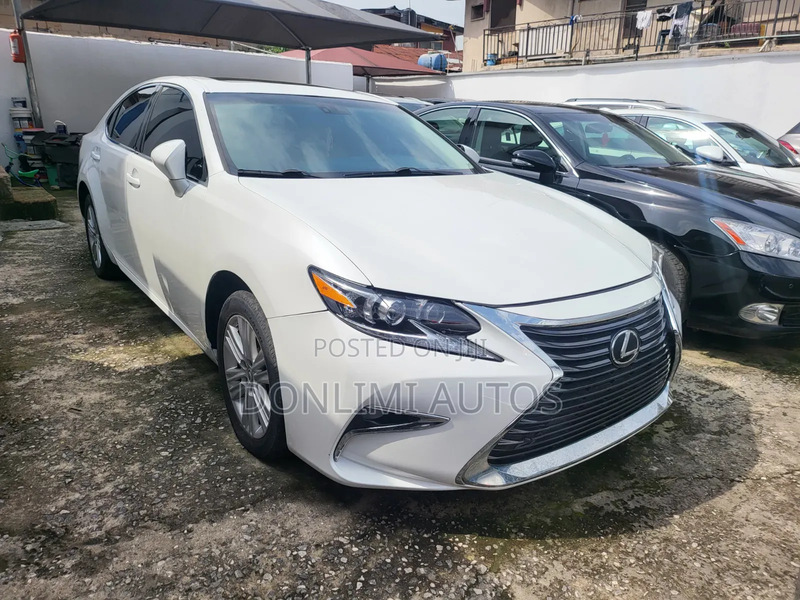 Lexus ES 350 FWD 2014 White