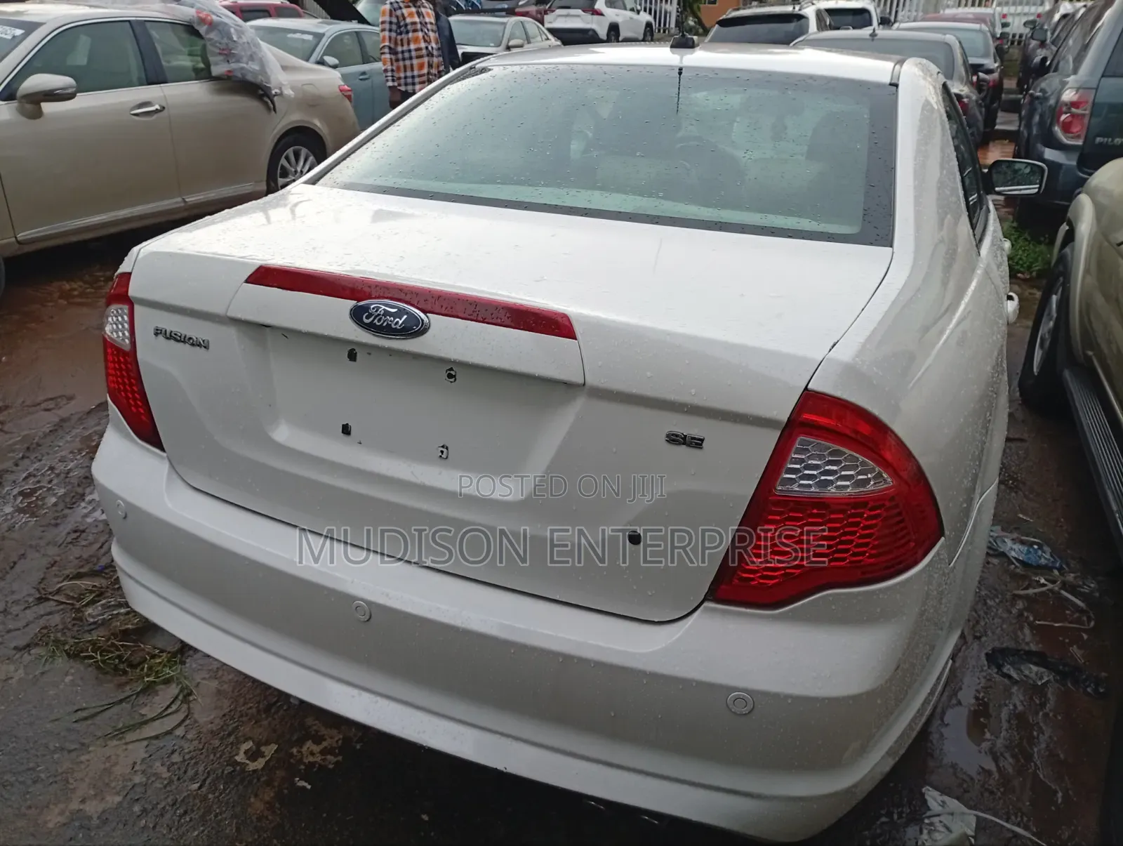 Ford Fusion SE 2010 White