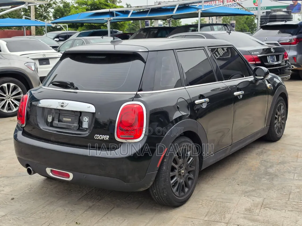 Mini Cooper 2015 Black