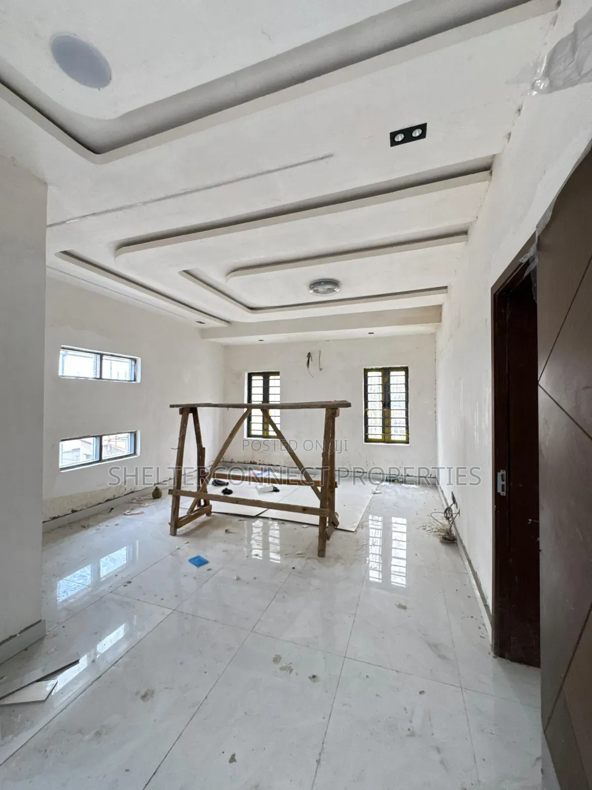 5bdrm Duplex in Papa Ajao Surulere for sale