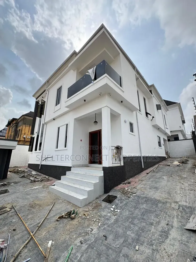 6bdrm Duplex in Berger for sale