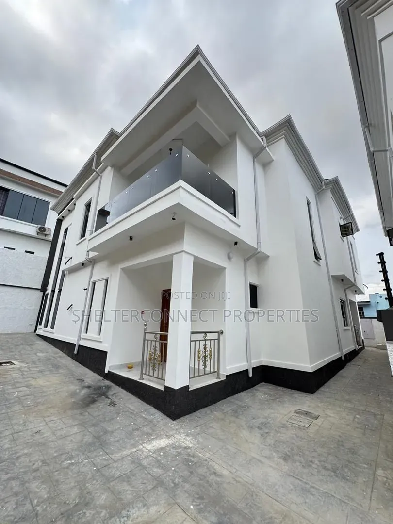 6bdrm Duplex in Berger for sale