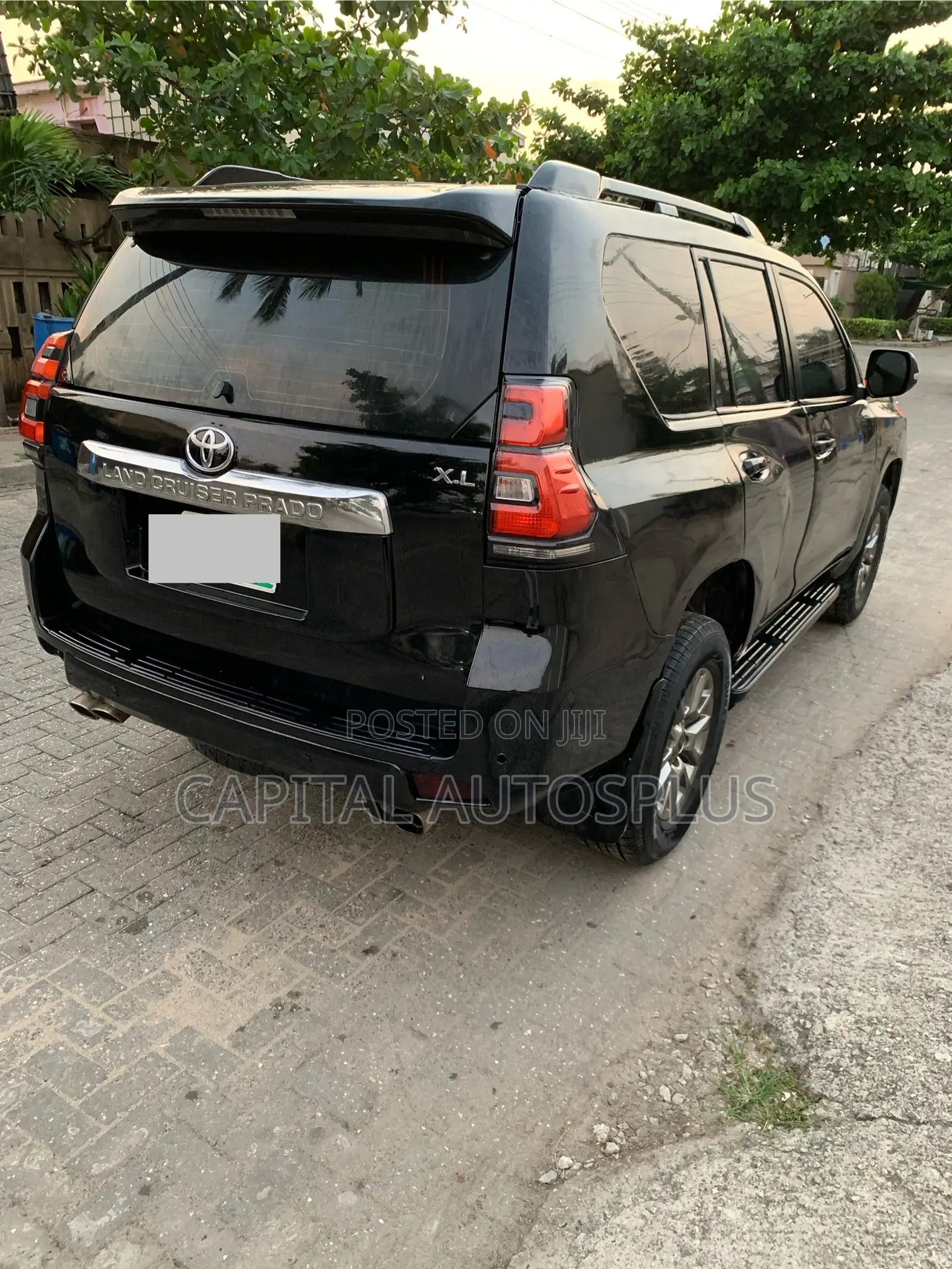 Toyota Land Cruiser Prado 4.0 Petrol TX-L 2011 Black