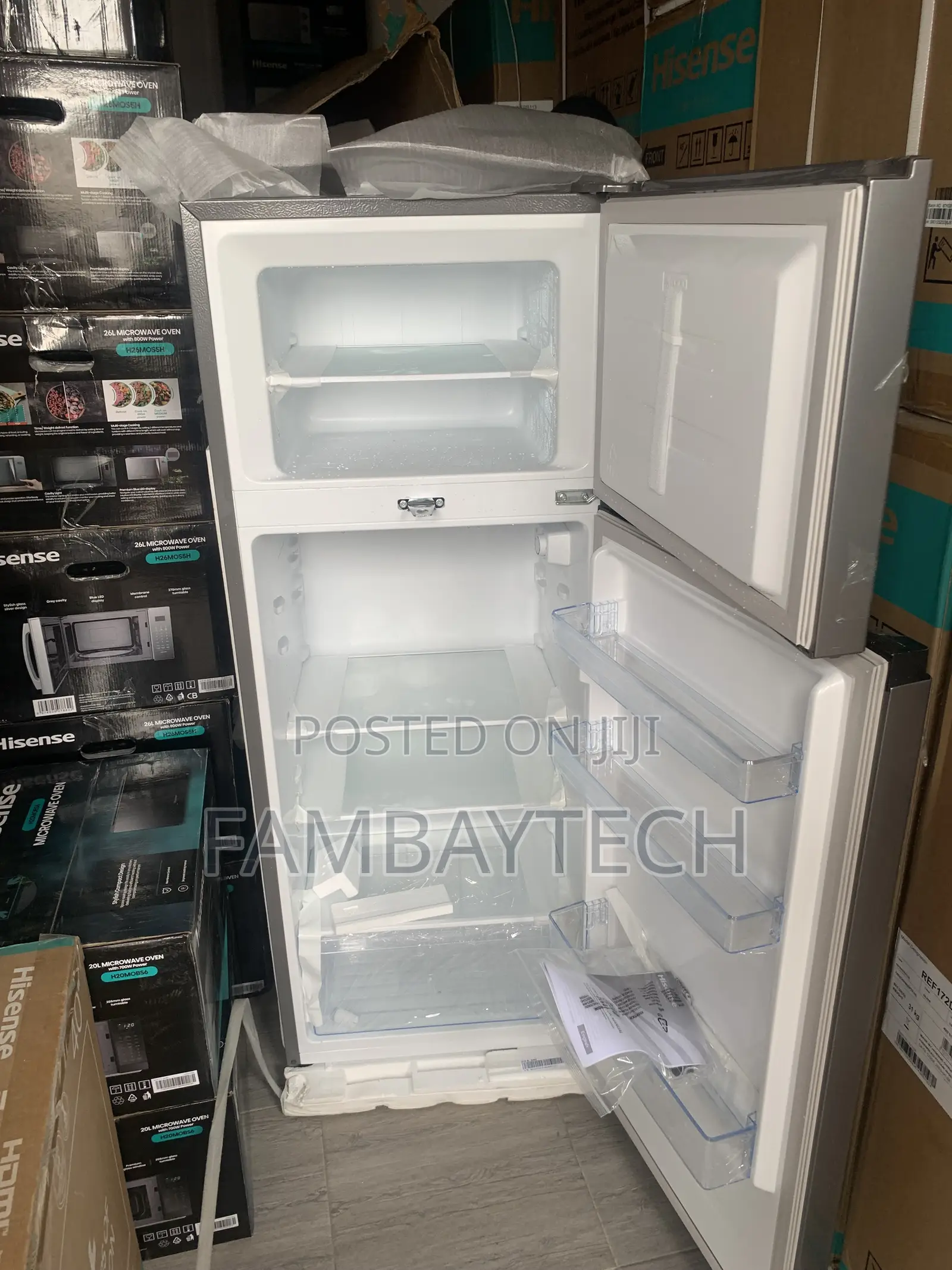 Sleek Dark Silver Hisense 205l Top Freezer Refrigerator