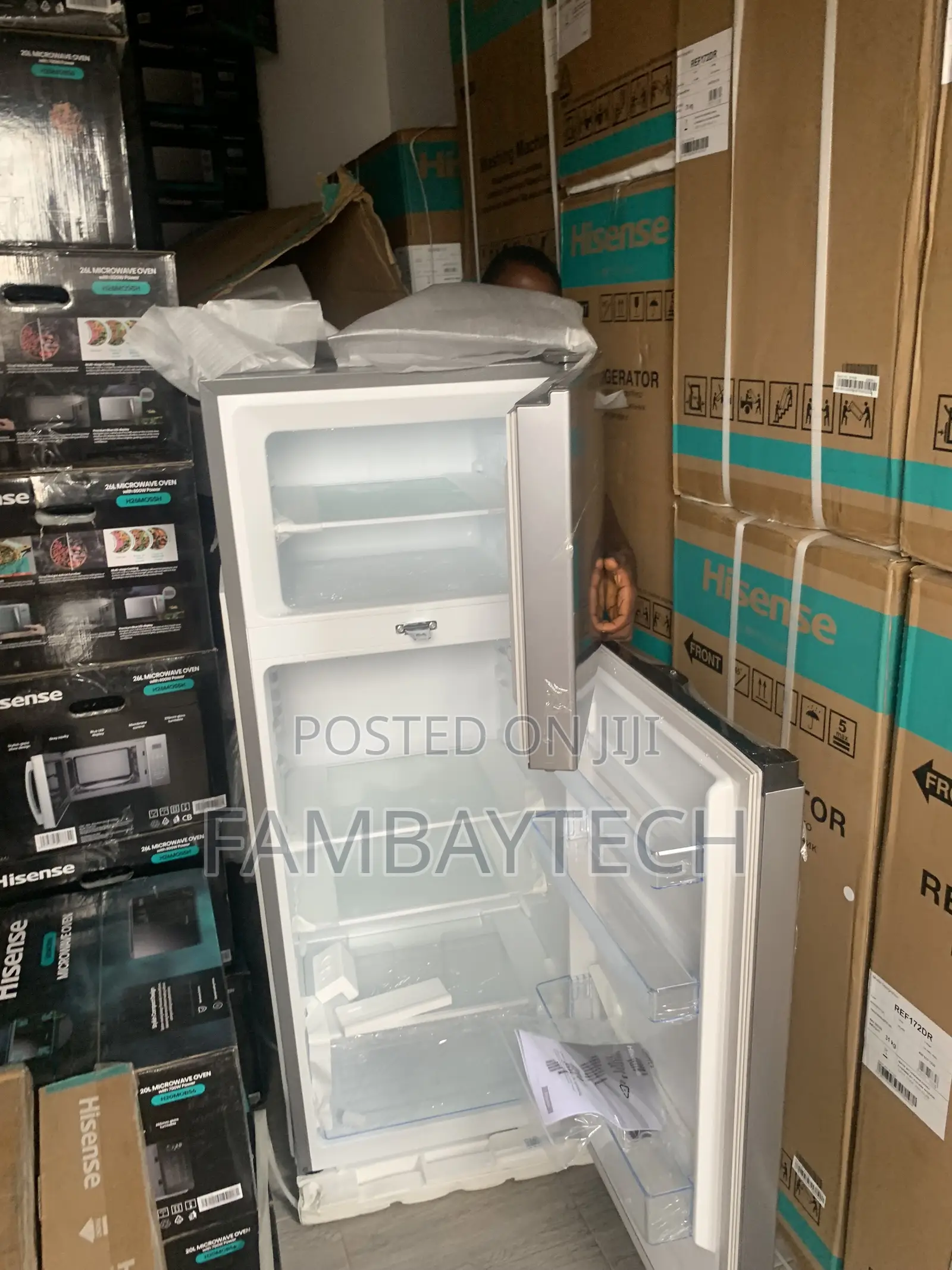 Hisense 205dr Fridge With Spacious Storage