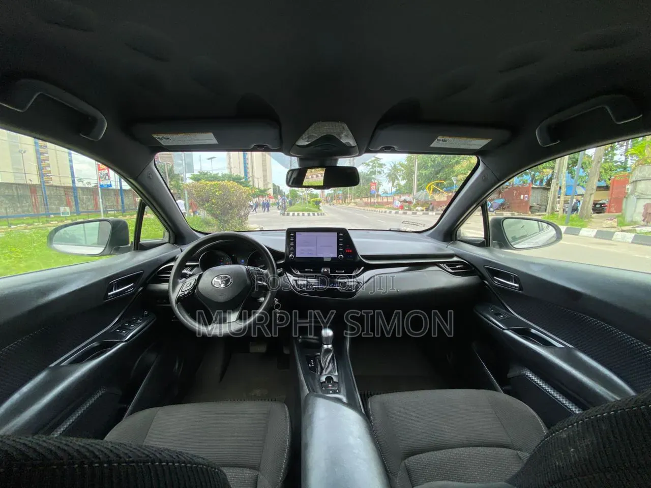 Toyota C-HR XLE FWD 2019 Gray