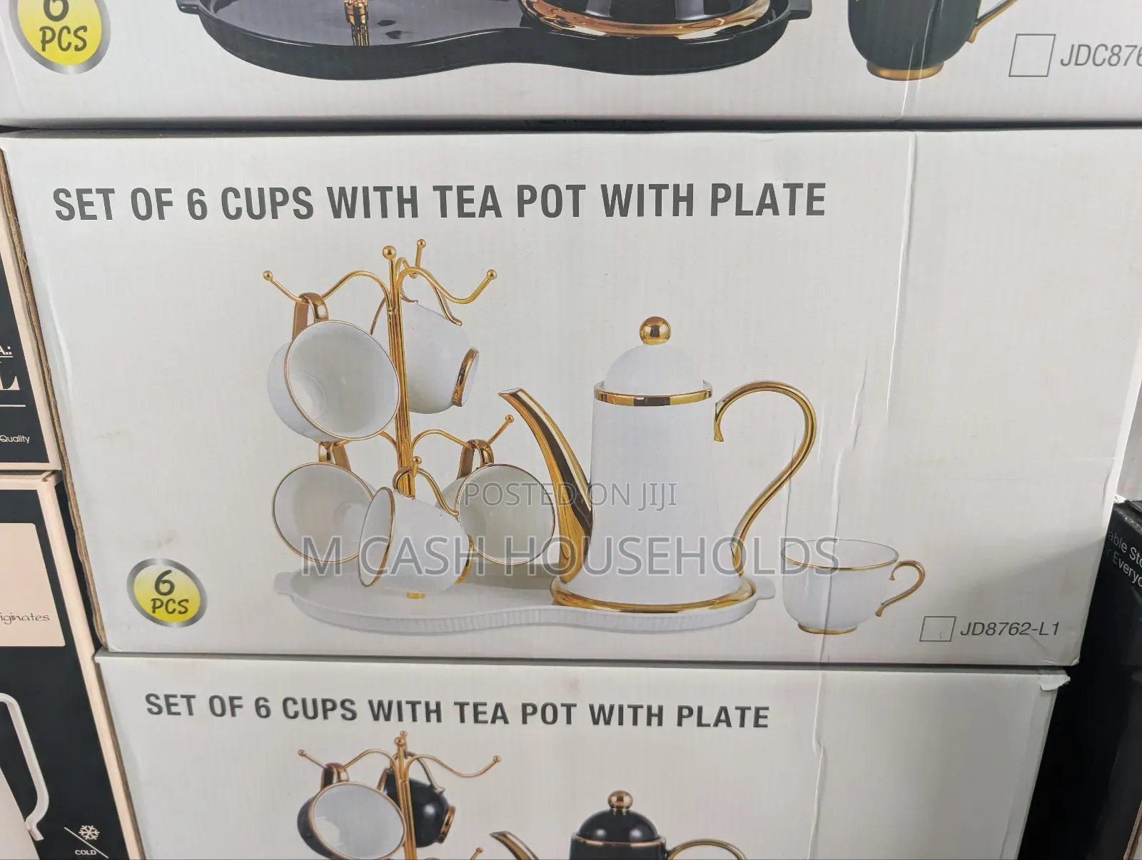Luxury Tea Set With Gold Hanger
