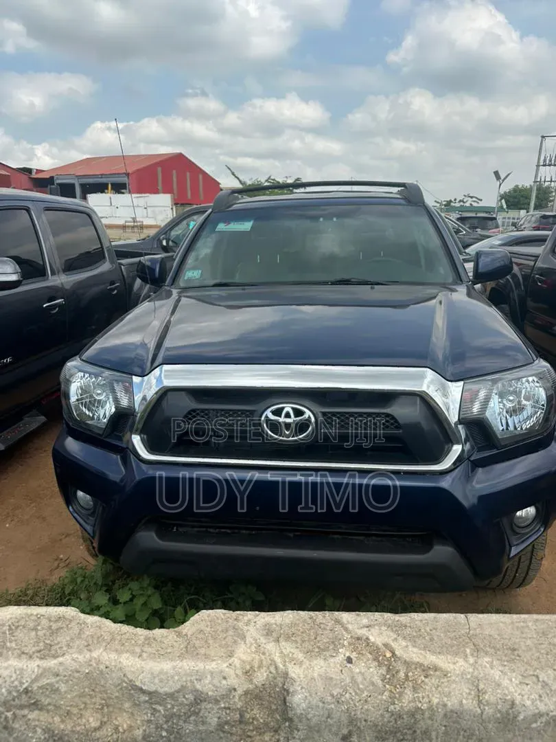 Toyota Tacoma Access Cab 4x4 4.0L V6 6-Speed Manual 2013 Black