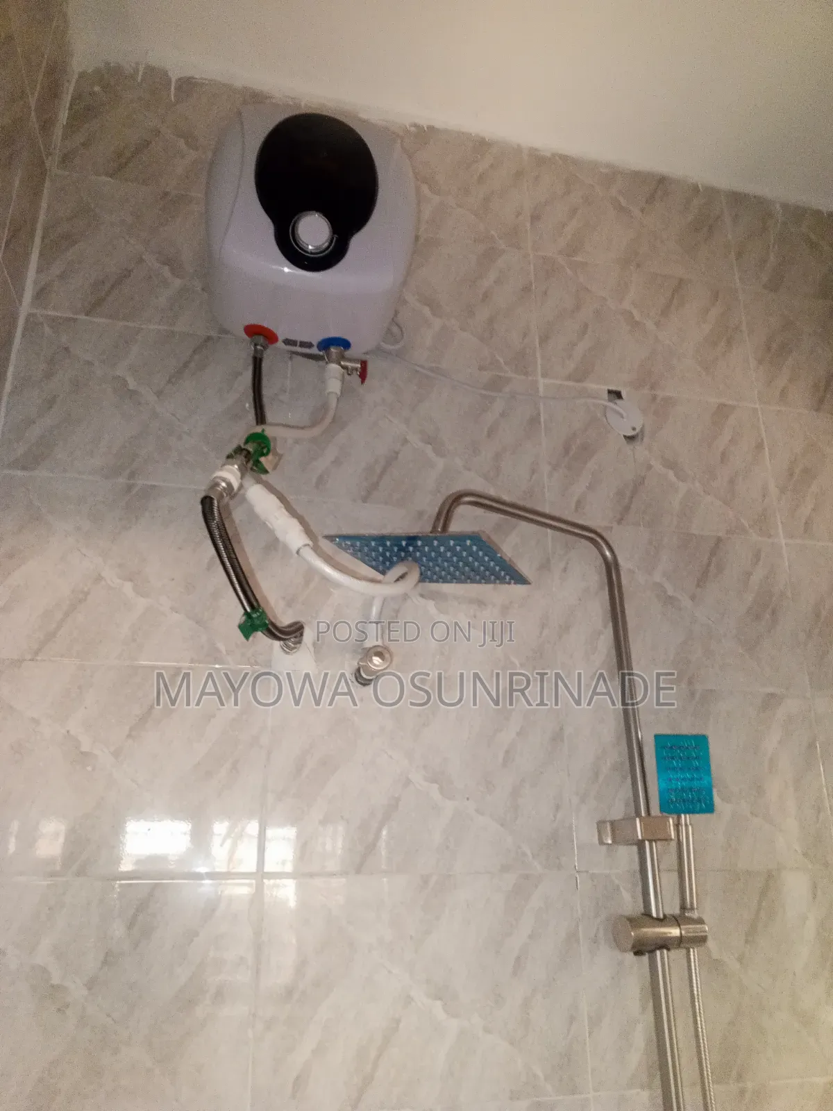 2bdrm Apartment in Ologuneru for rent