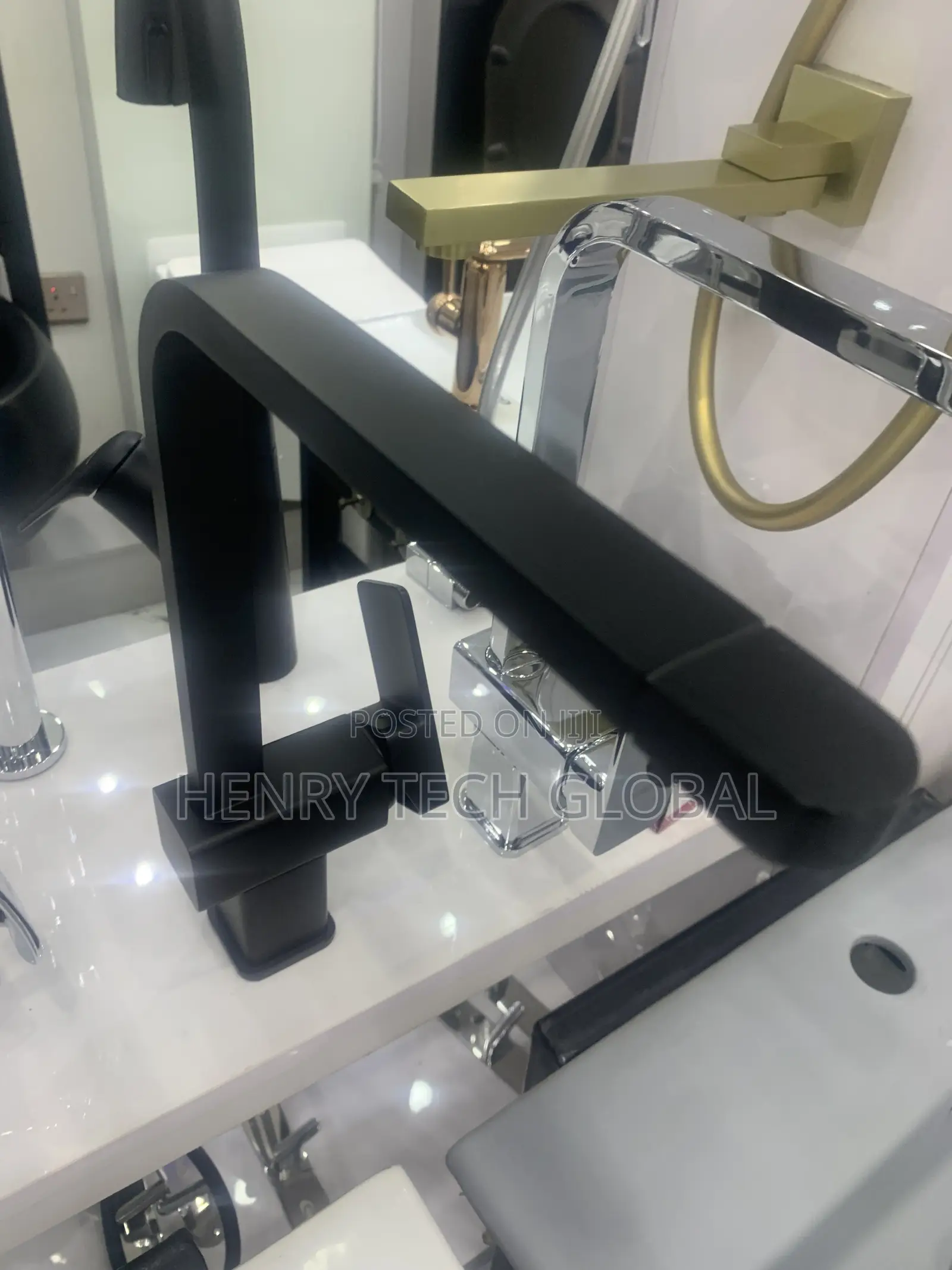 Sink Mixer Tap (Black)
