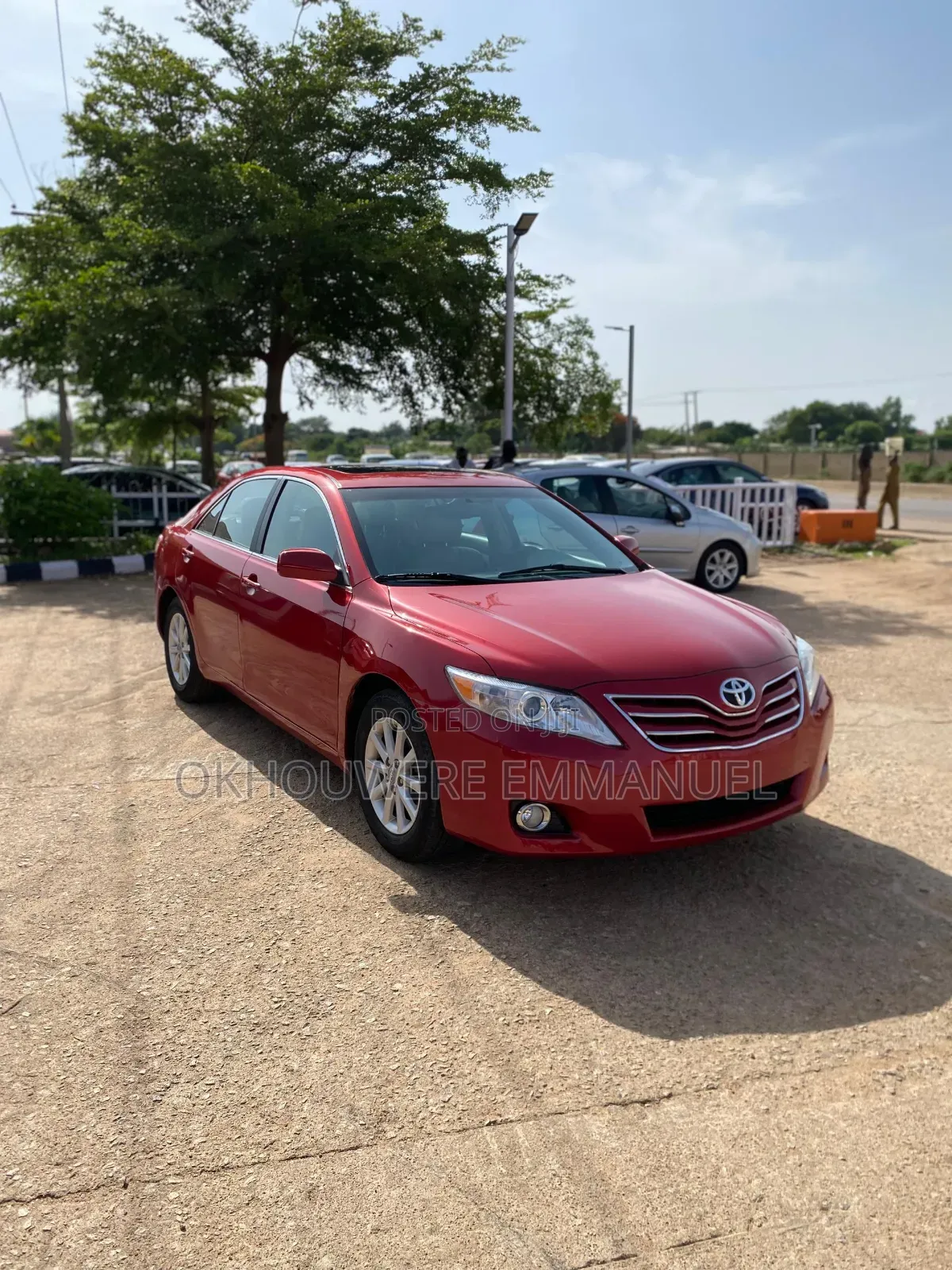 Toyota Camry Base 4dr Sedan (2.5L 4cyl 6M) 2011 Red