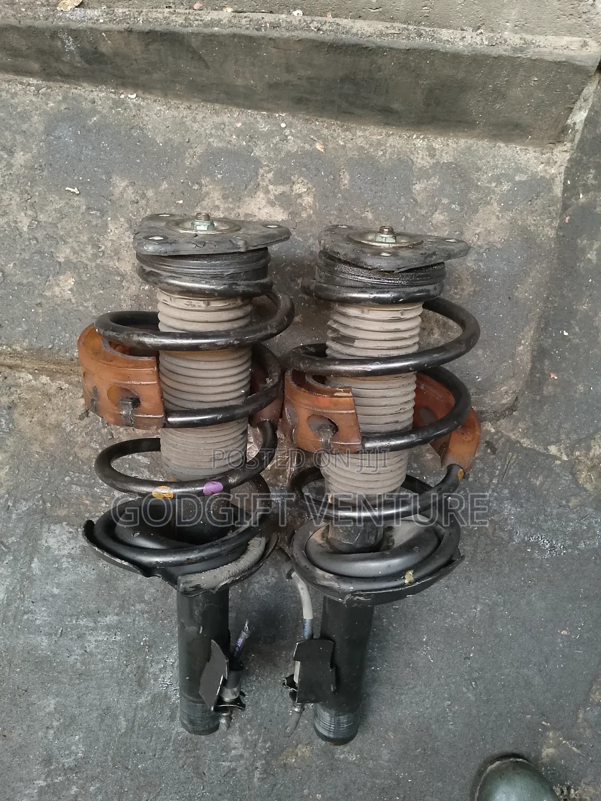 Front Shock Absorber Mazda 3, Mazda 5, Ford Focus 2003- 2013
