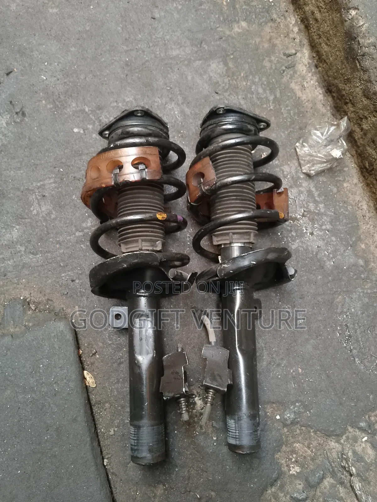 Front Shock Absorber Mazda 3, Mazda 5, Ford Focus 2003- 2013