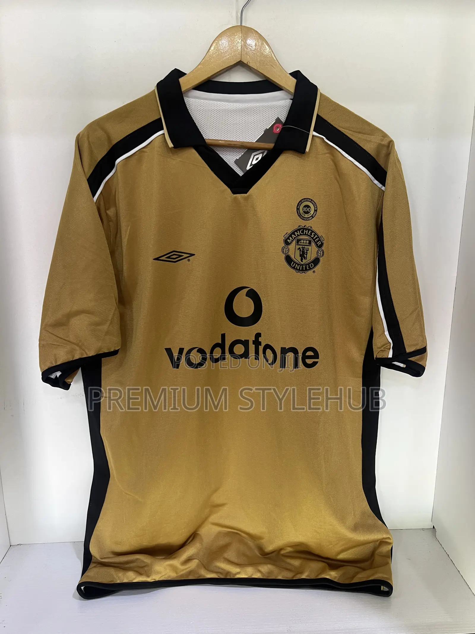 2in1 Manchester United Retro Jersey