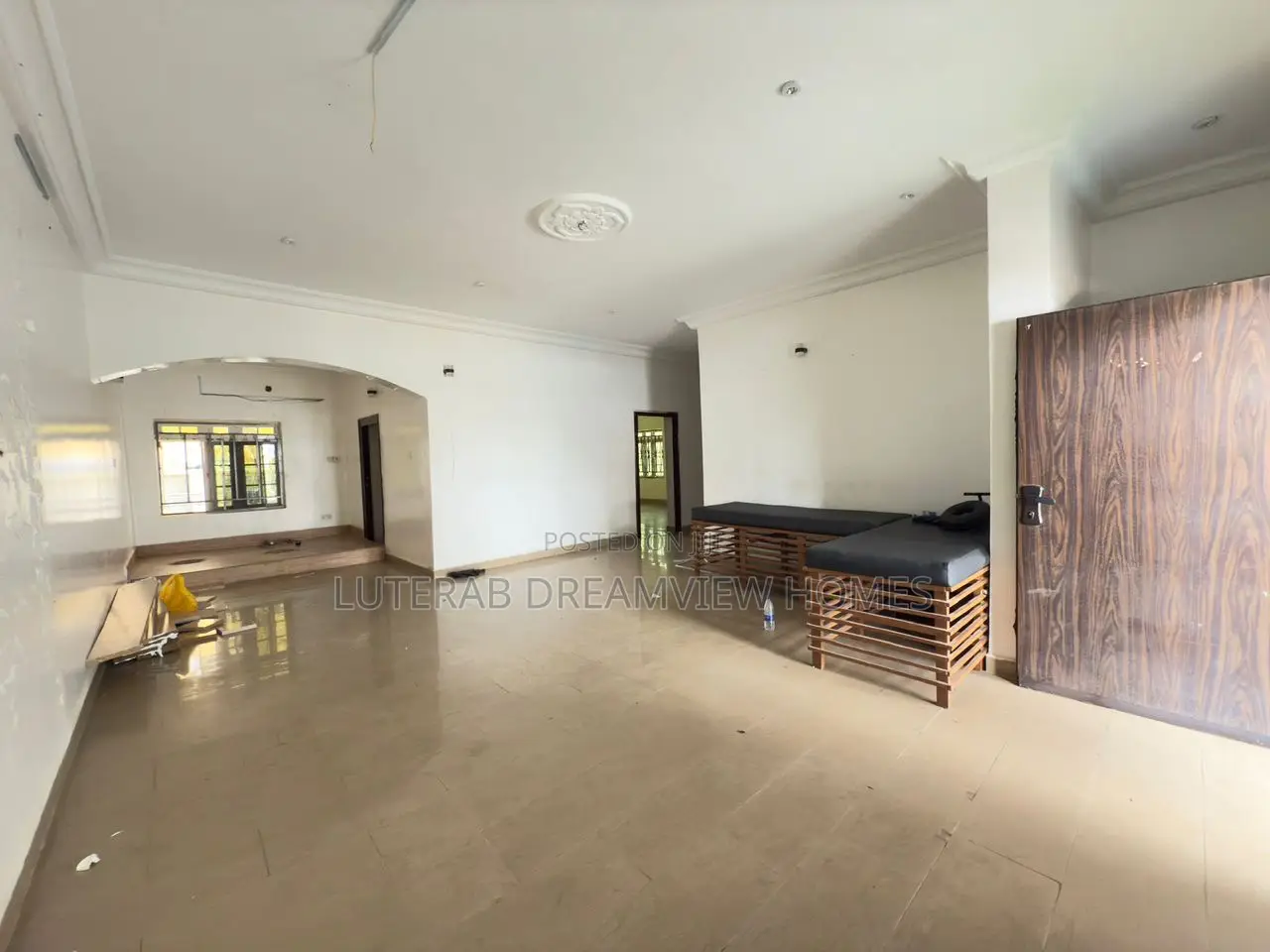 3bdrm Block of Flats in Wuye Main for rent