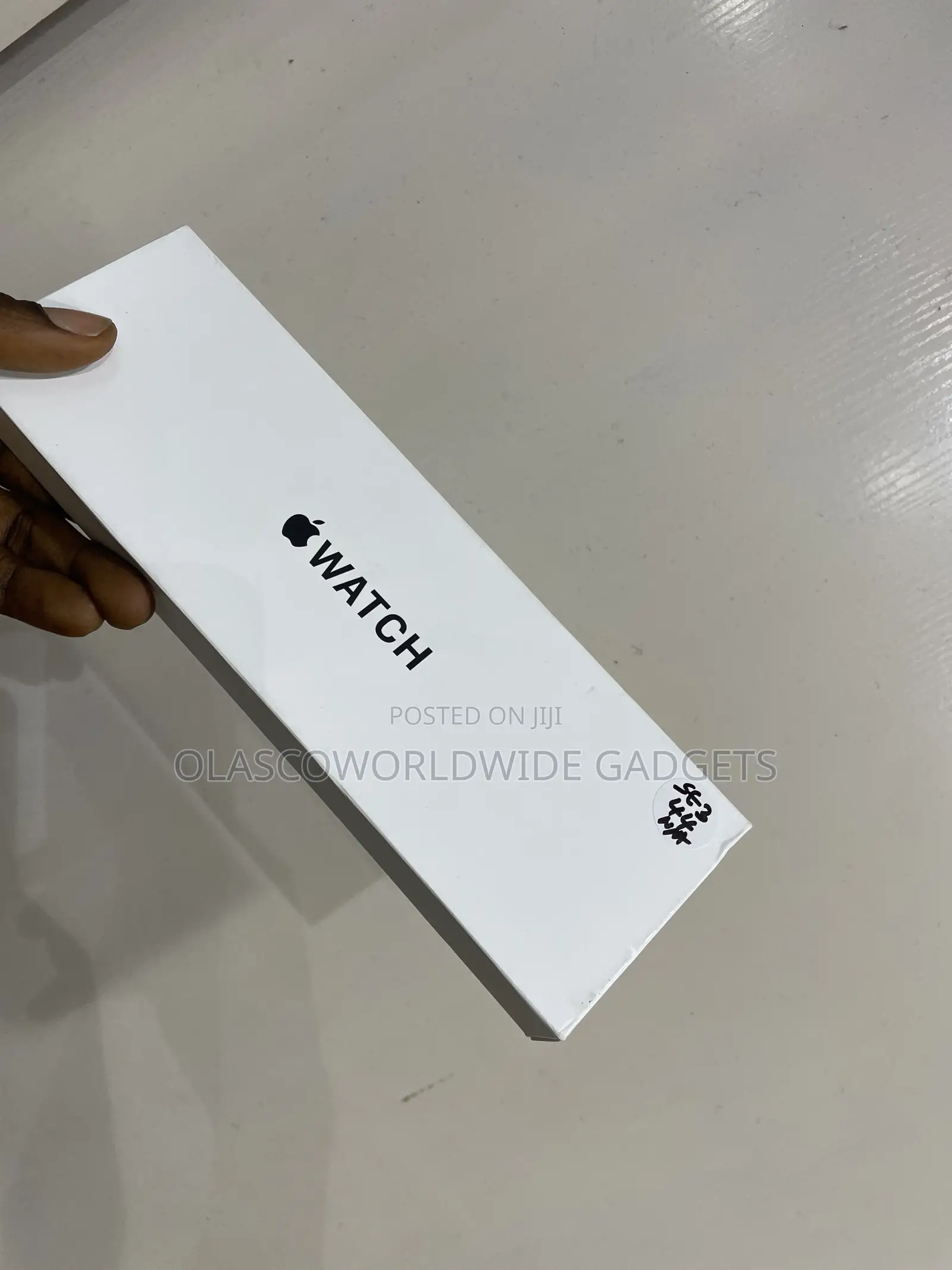 Brand New Apple Watch Se 3 44mm Starlight Available