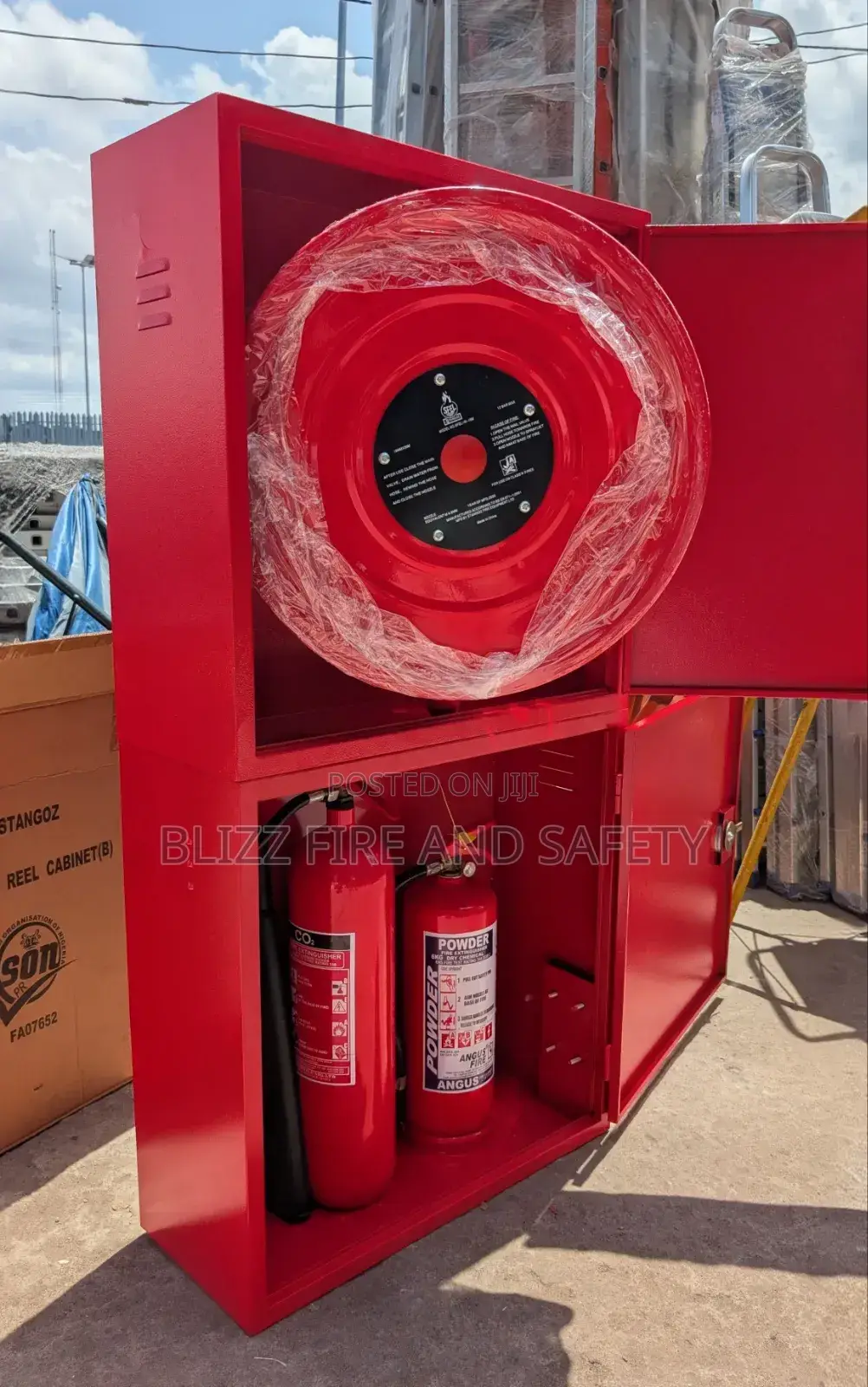 2-in-1 Fire Hose Reel And Fire Extinguisher Cabinet