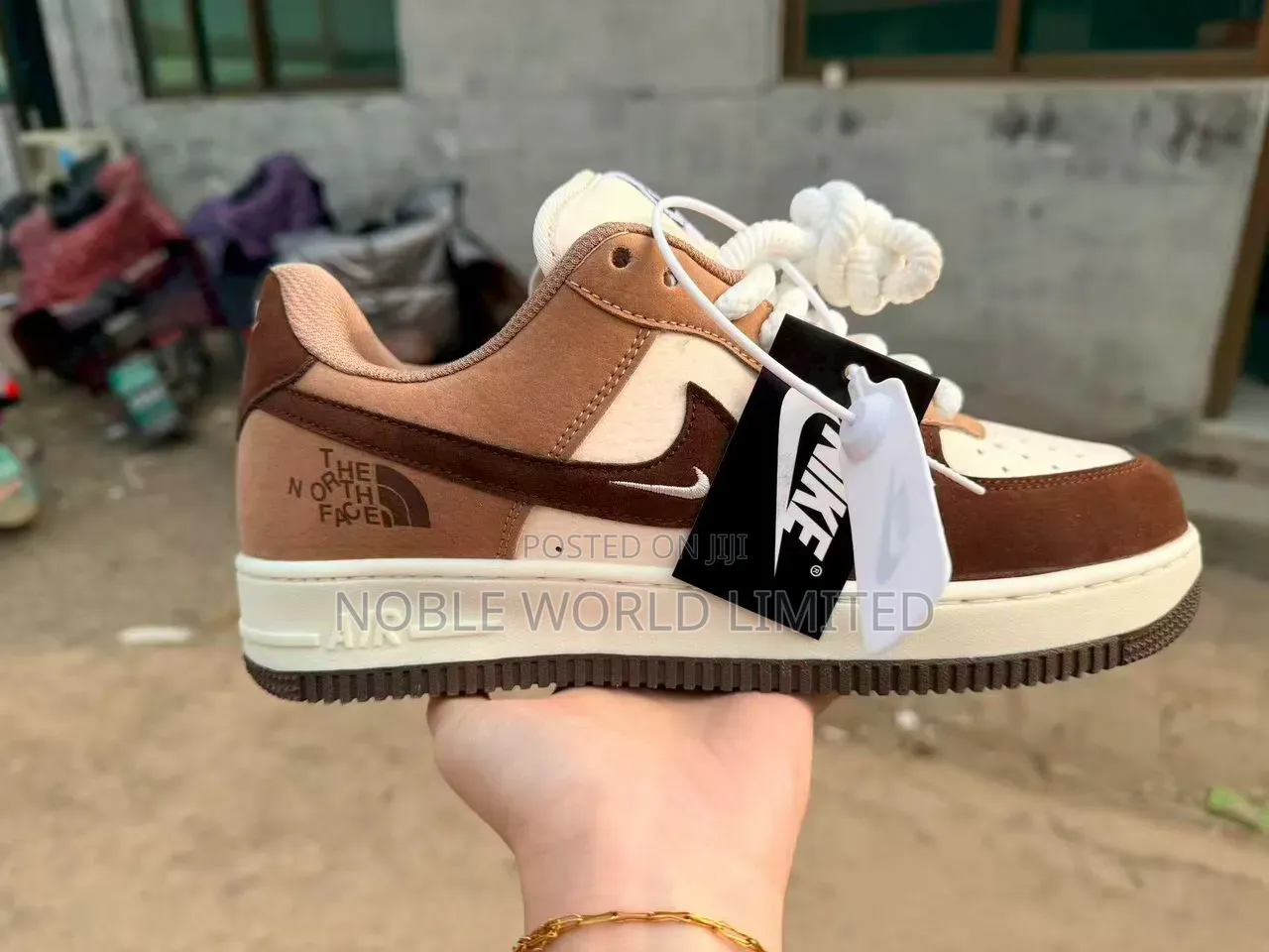 Standard Nike Sneakers Anyi 6g