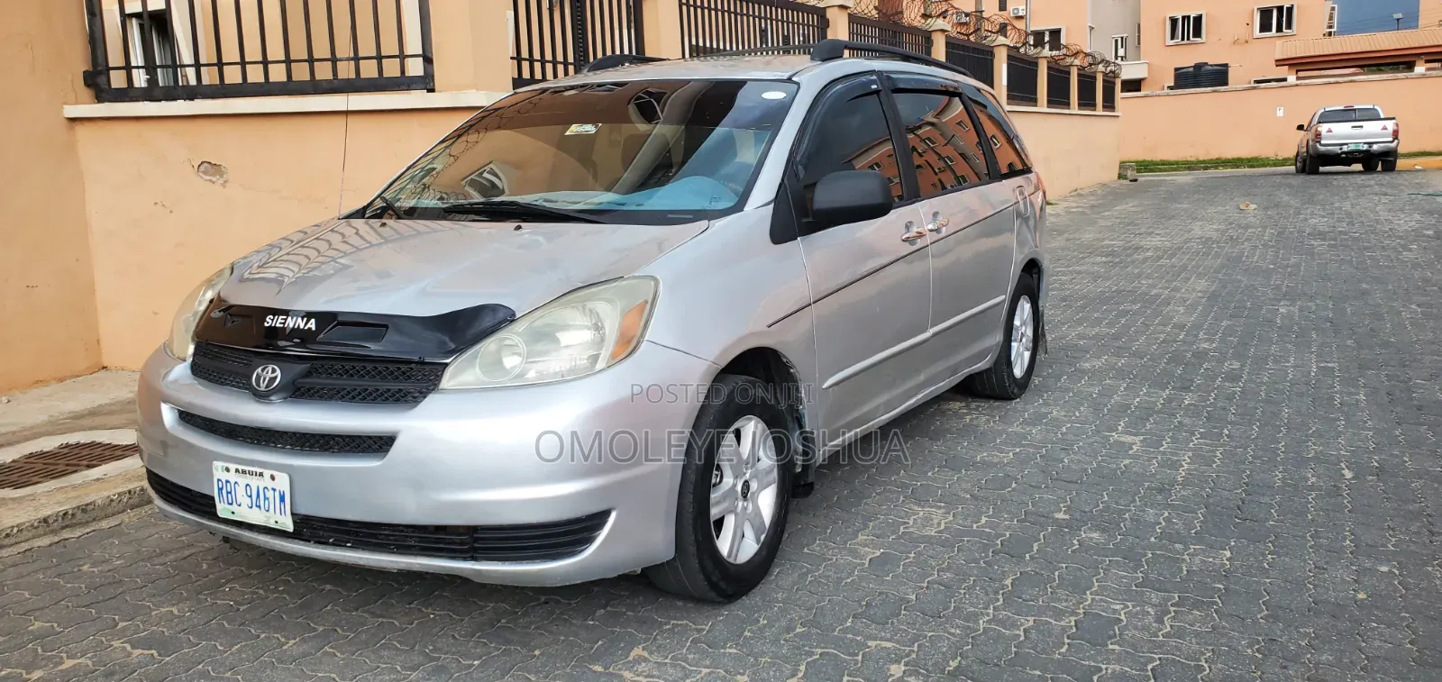 Toyota Sienna LE FWD (3.3L V6 5A) 2004 Silver