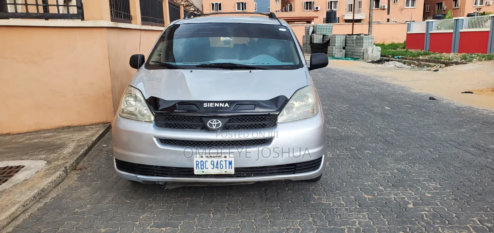 Toyota Sienna LE FWD (3.3L V6 5A) 2004 Silver