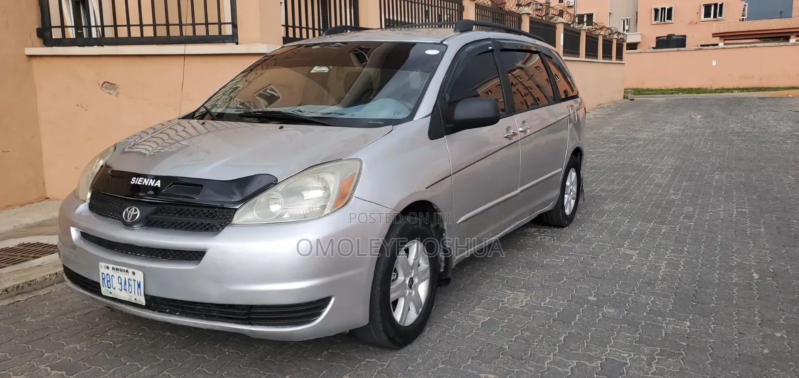 Toyota Sienna LE AWD (3.3L V6 5A) 2004 Gray