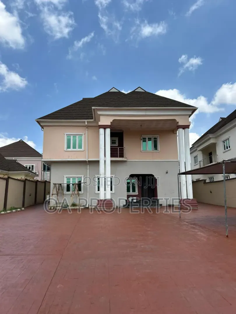 5bdrm Duplex in Ibadan for rent