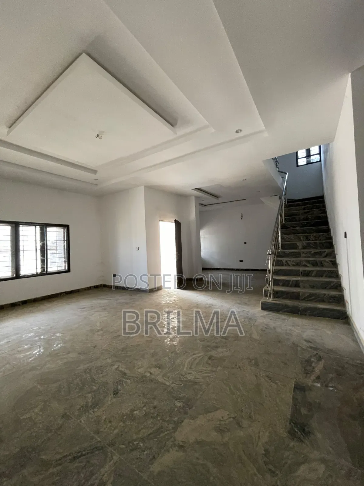 4bdrm Duplex in Jahi for sale