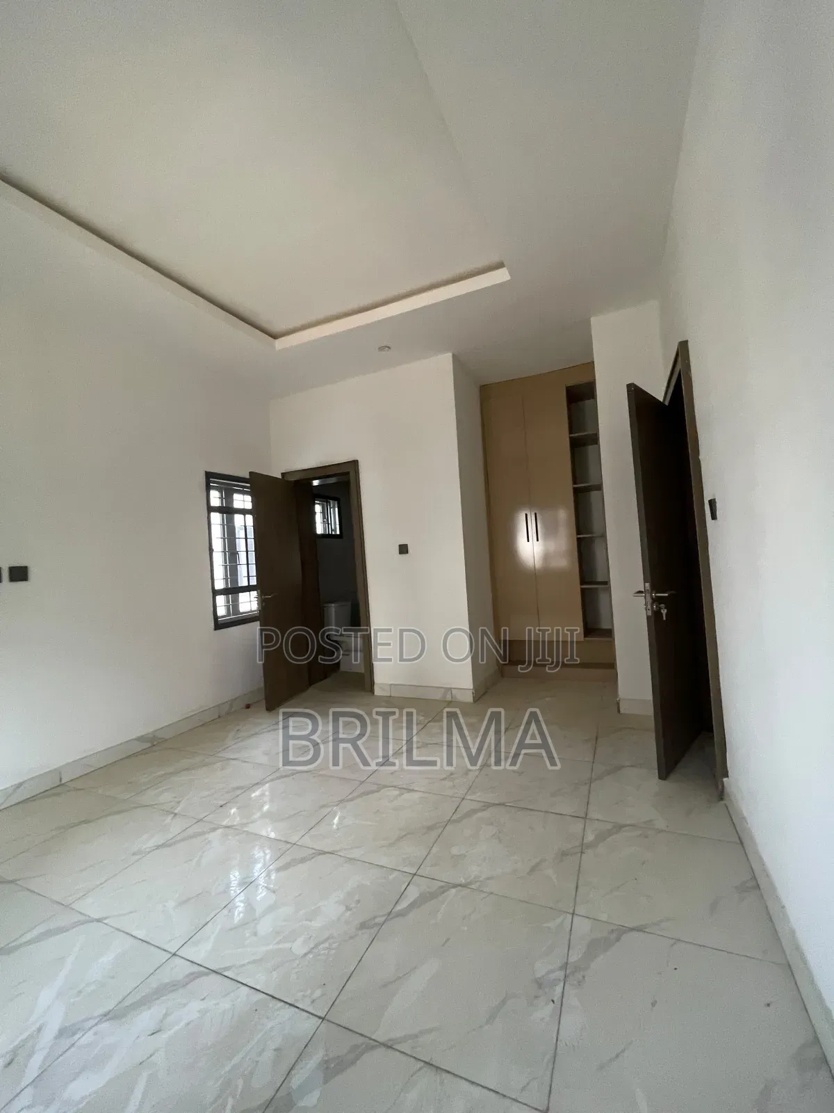 4bdrm Duplex in Jahi for sale