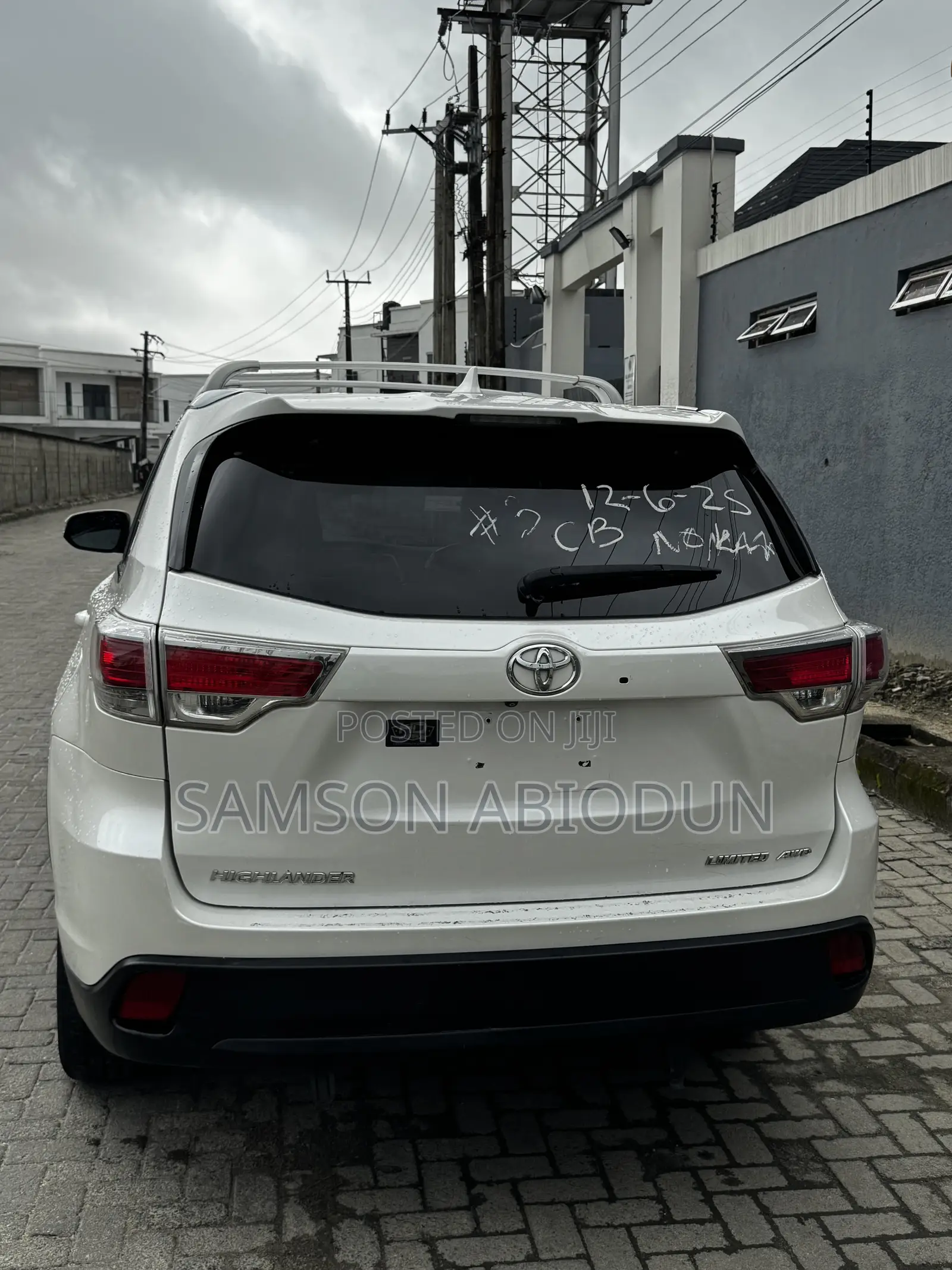 Toyota Highlander Limited 4dr SUV AWD (3.5L 6cyl 6A) 2015 White