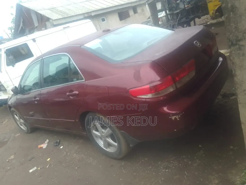 Honda Accord 2004 Red