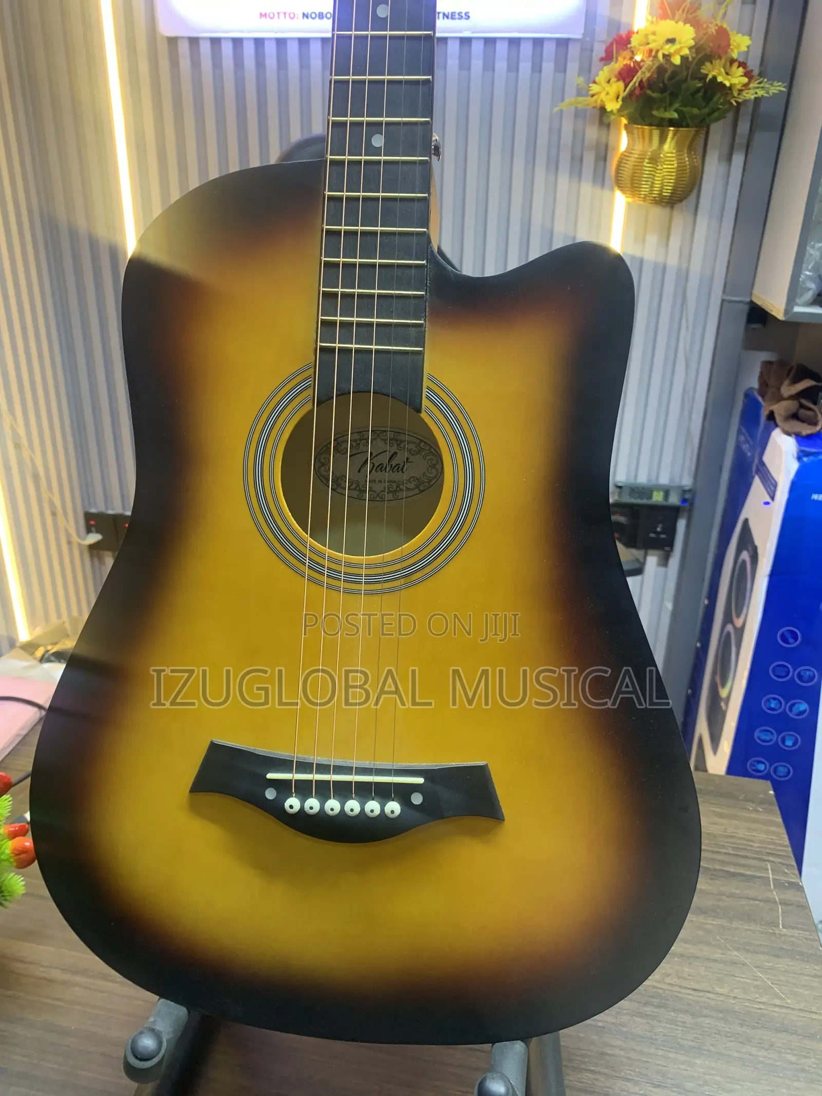 38’’ Inches Box Guitar With Bag and Belt With Stand