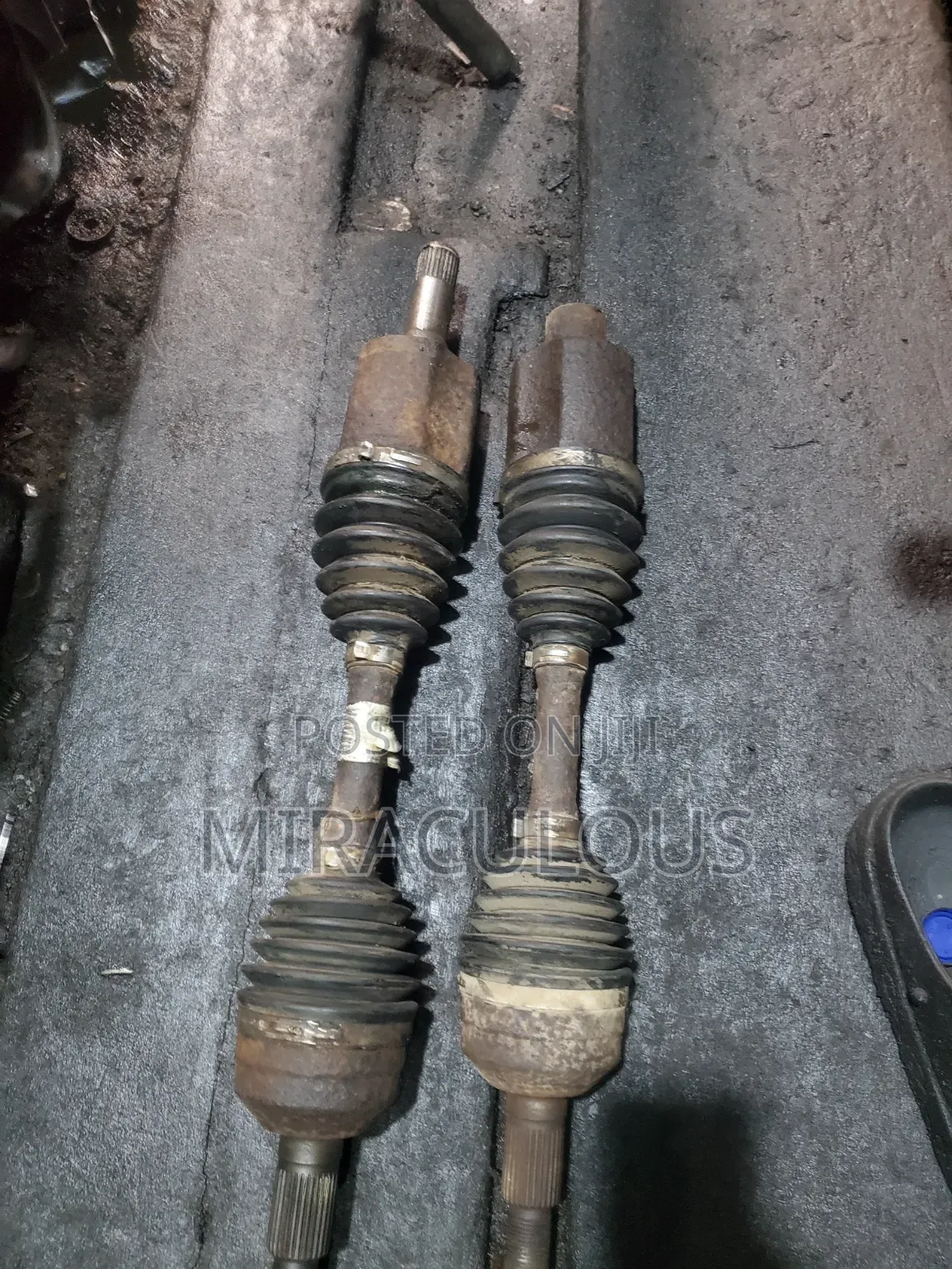 Front Wheel Shaft Suzuki Xl7 2008 Model