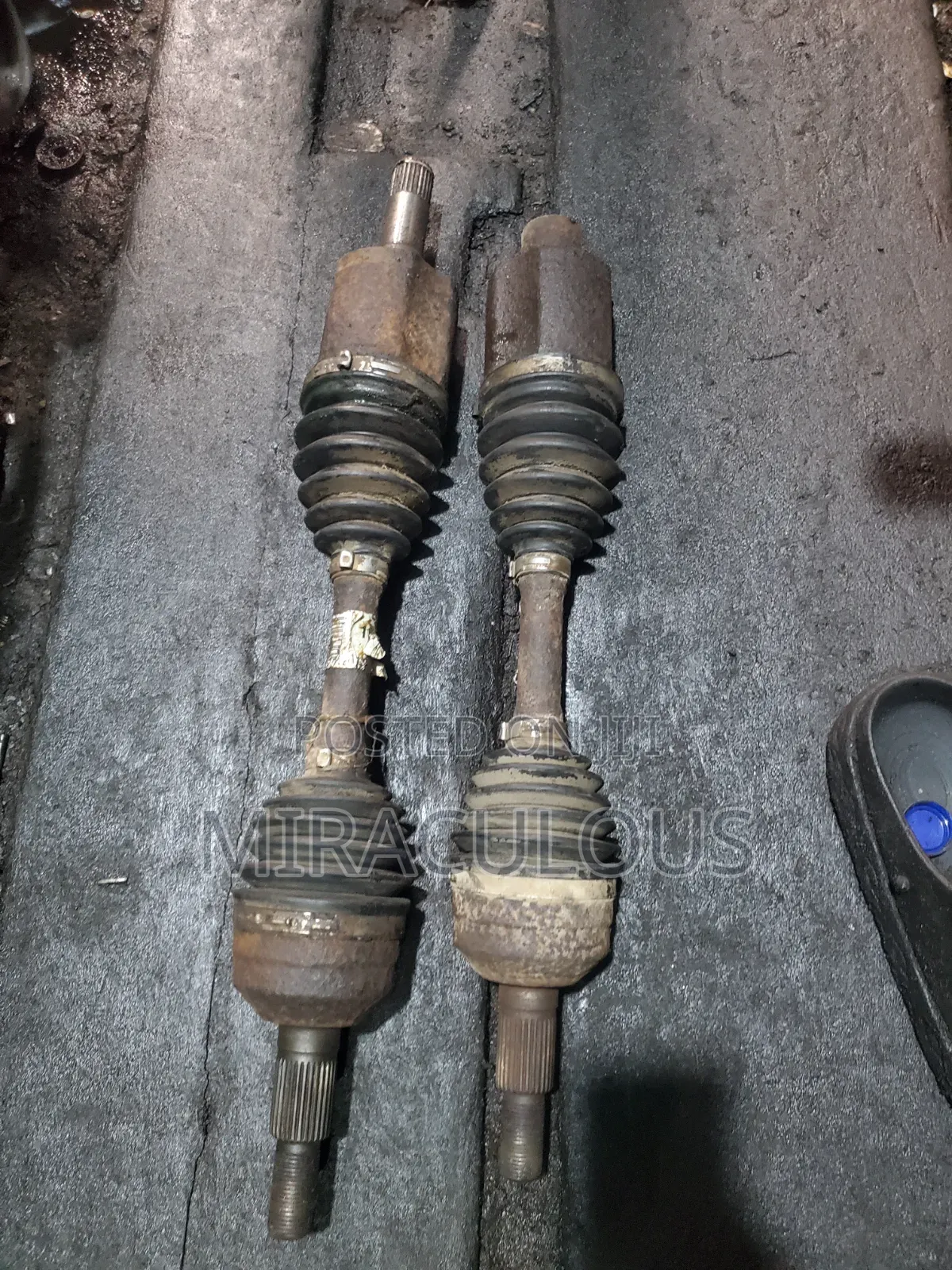 Front Wheel Shaft Suzuki Xl7 2008 Model