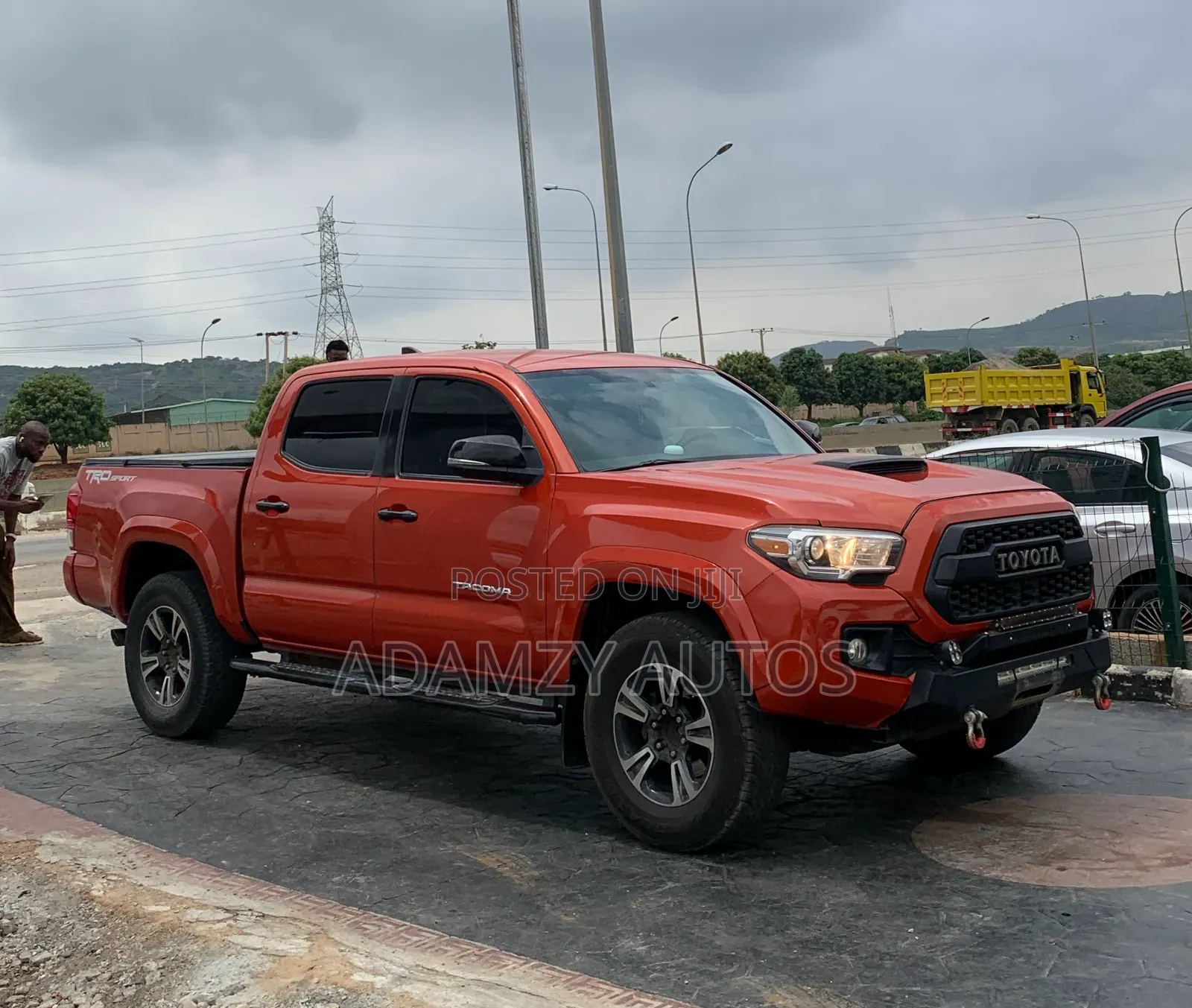Toyota Tacoma 2017 Orange