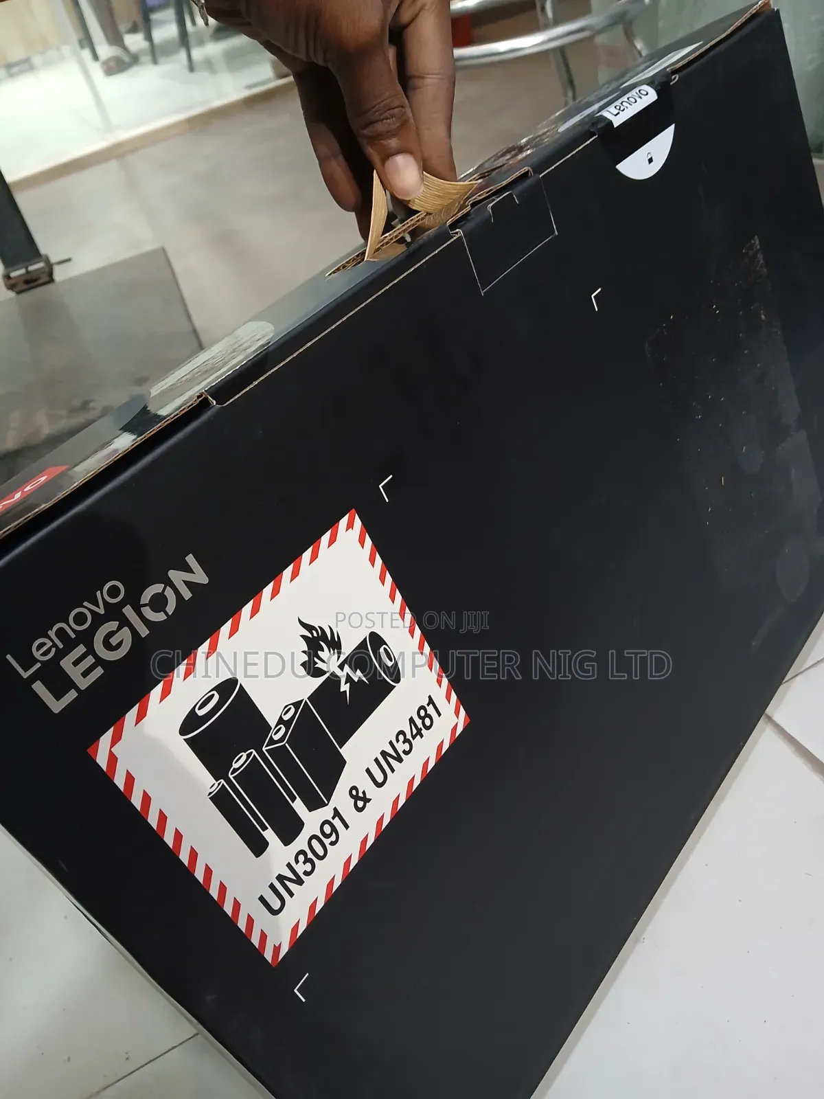 New Laptop Lenovo Legion 7 32GB Intel Core Ultra 9 SSD 1T