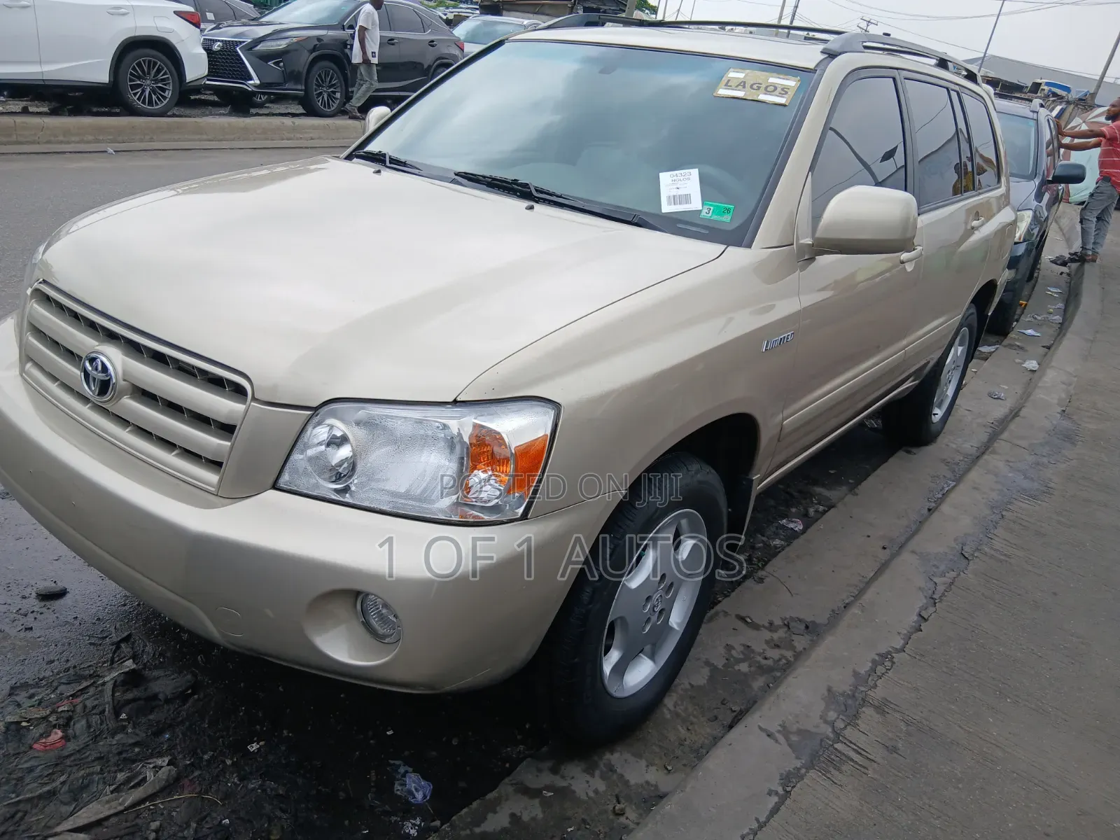 Toyota Highlander Limited V6 2005 Gold