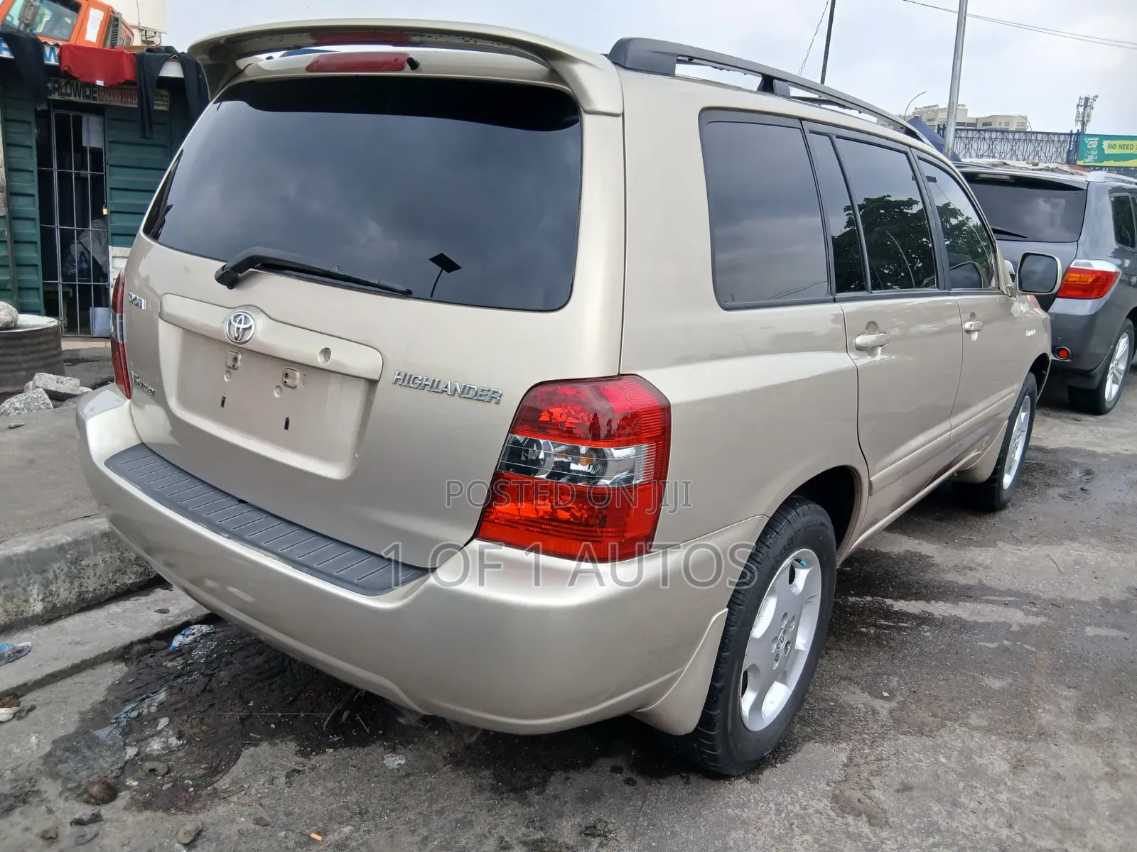 Toyota Highlander Limited V6 2005 Gold