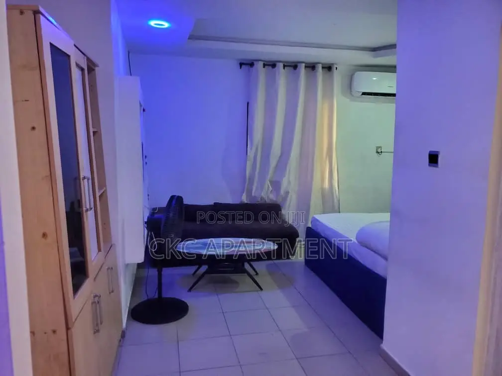 Service Apartment