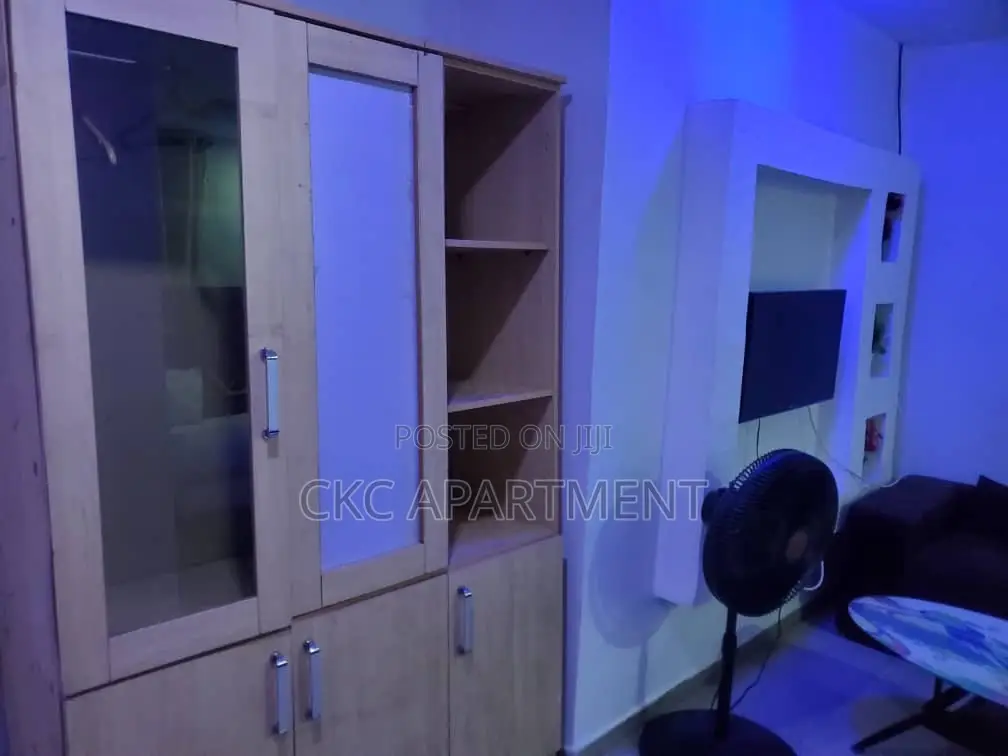 Service Apartment
