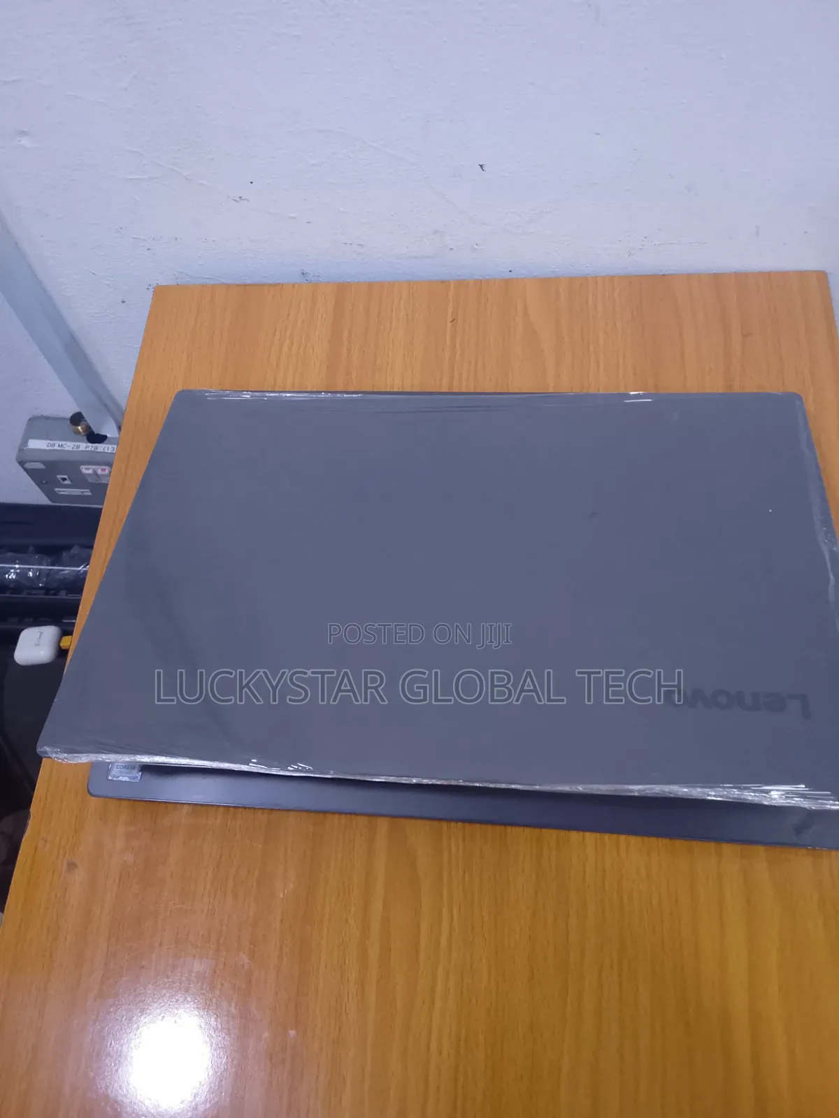 Laptop Lenovo V330 8GB Intel Core i3 SSD 128GB