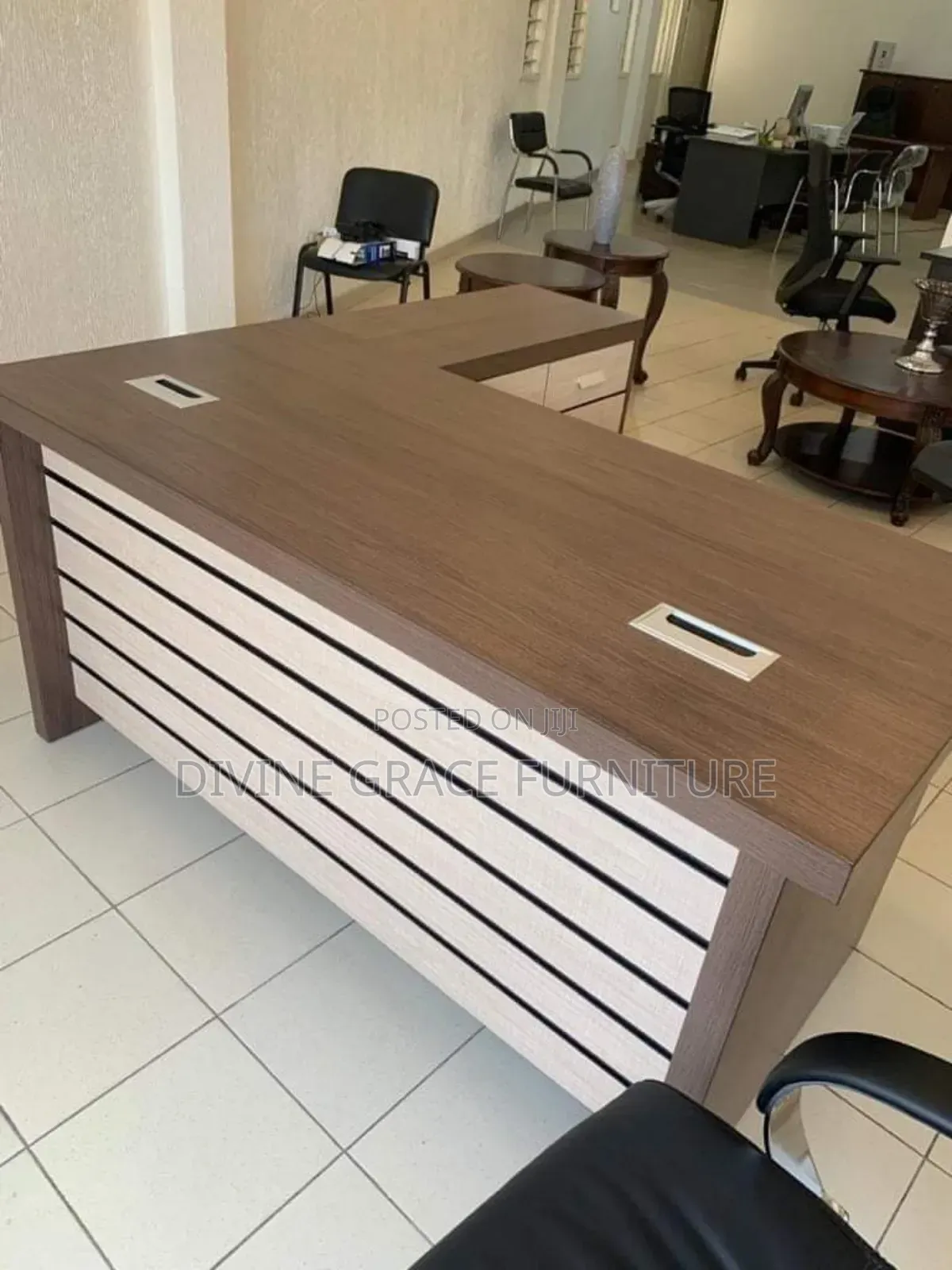 Office Table 1.6miters