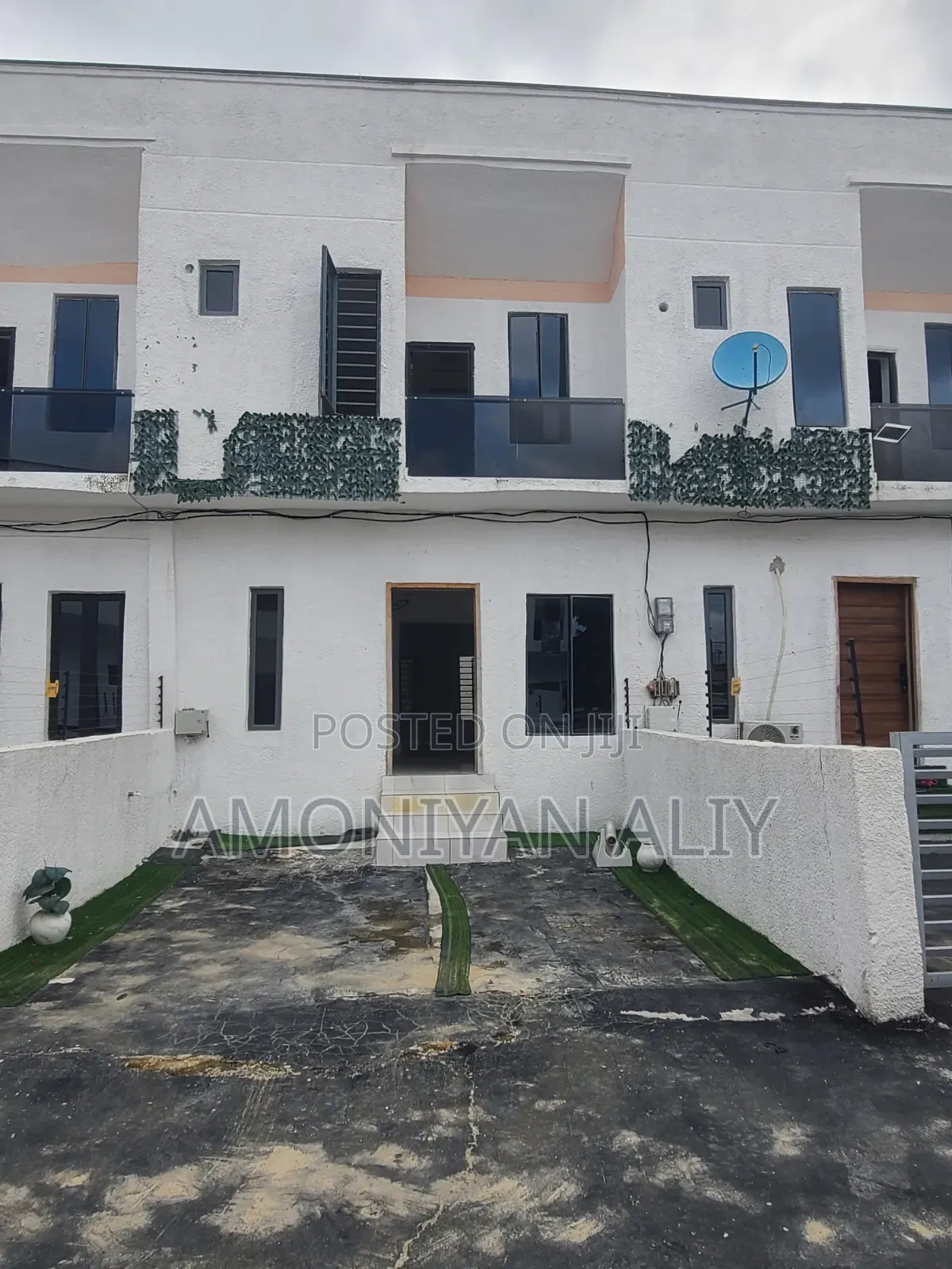 3bdrm Duplex in Close To Abraham, Off Lekki-Epe Expressway for sale