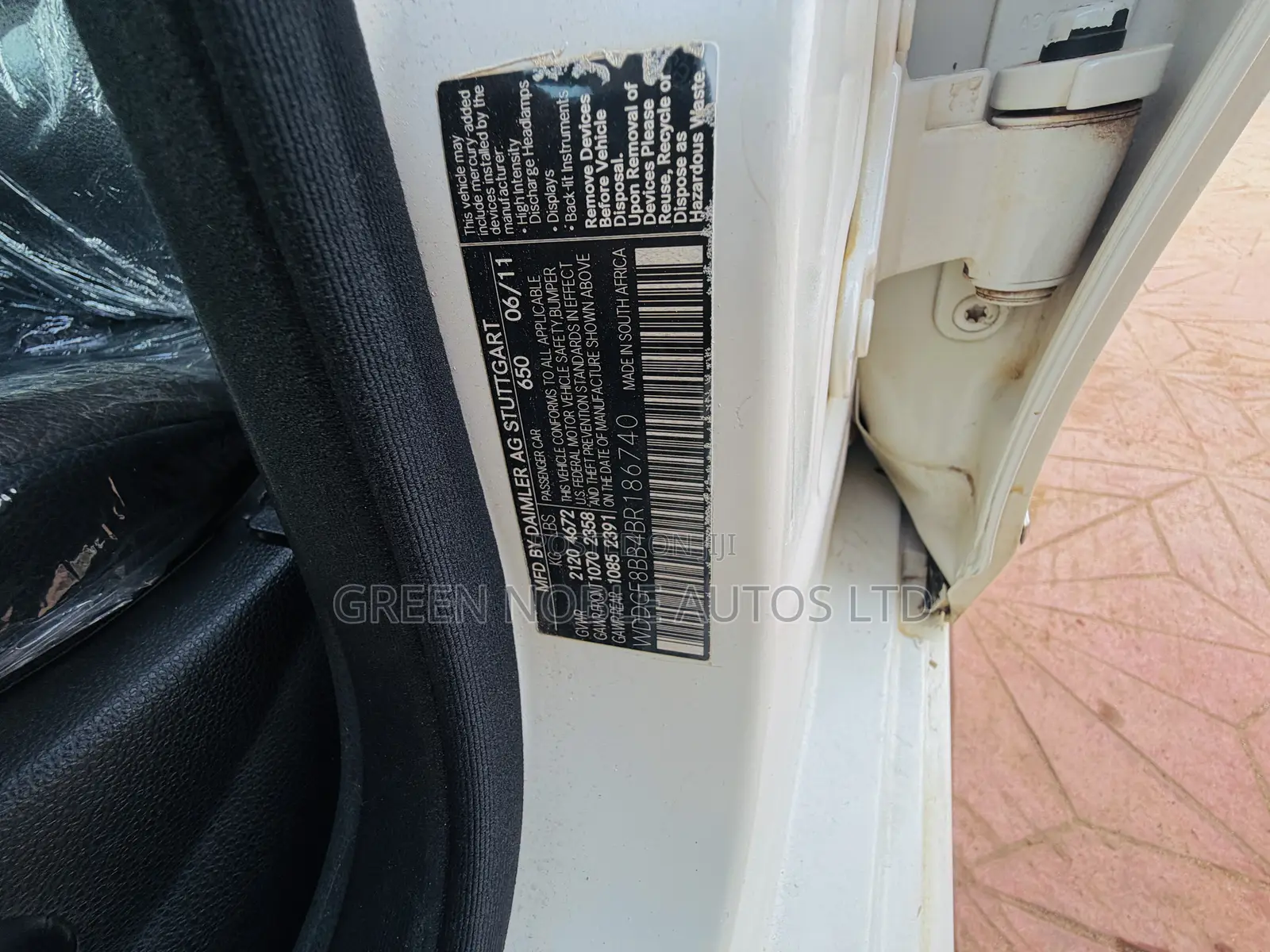 Mercedes-Benz C300 2011 White