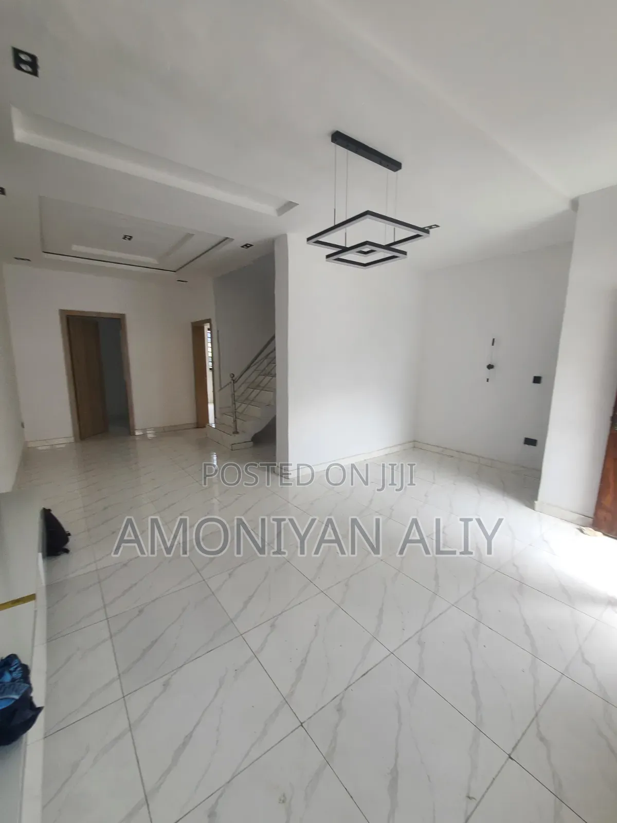 4bdrm Duplex in Close To Abraham, Off Lekki-Epe Expressway for sale