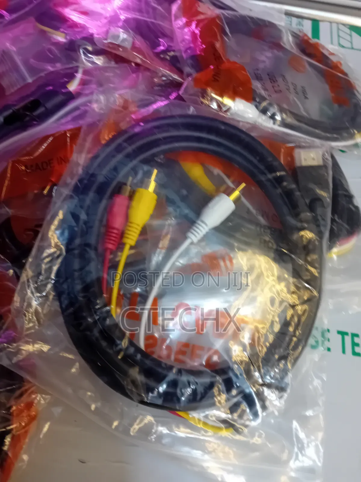 HDTV Cable. Hdmi to Av 1.5m Cable