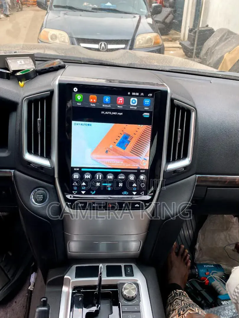 Toyota Land Cruiser 2021 Upgrading Screen